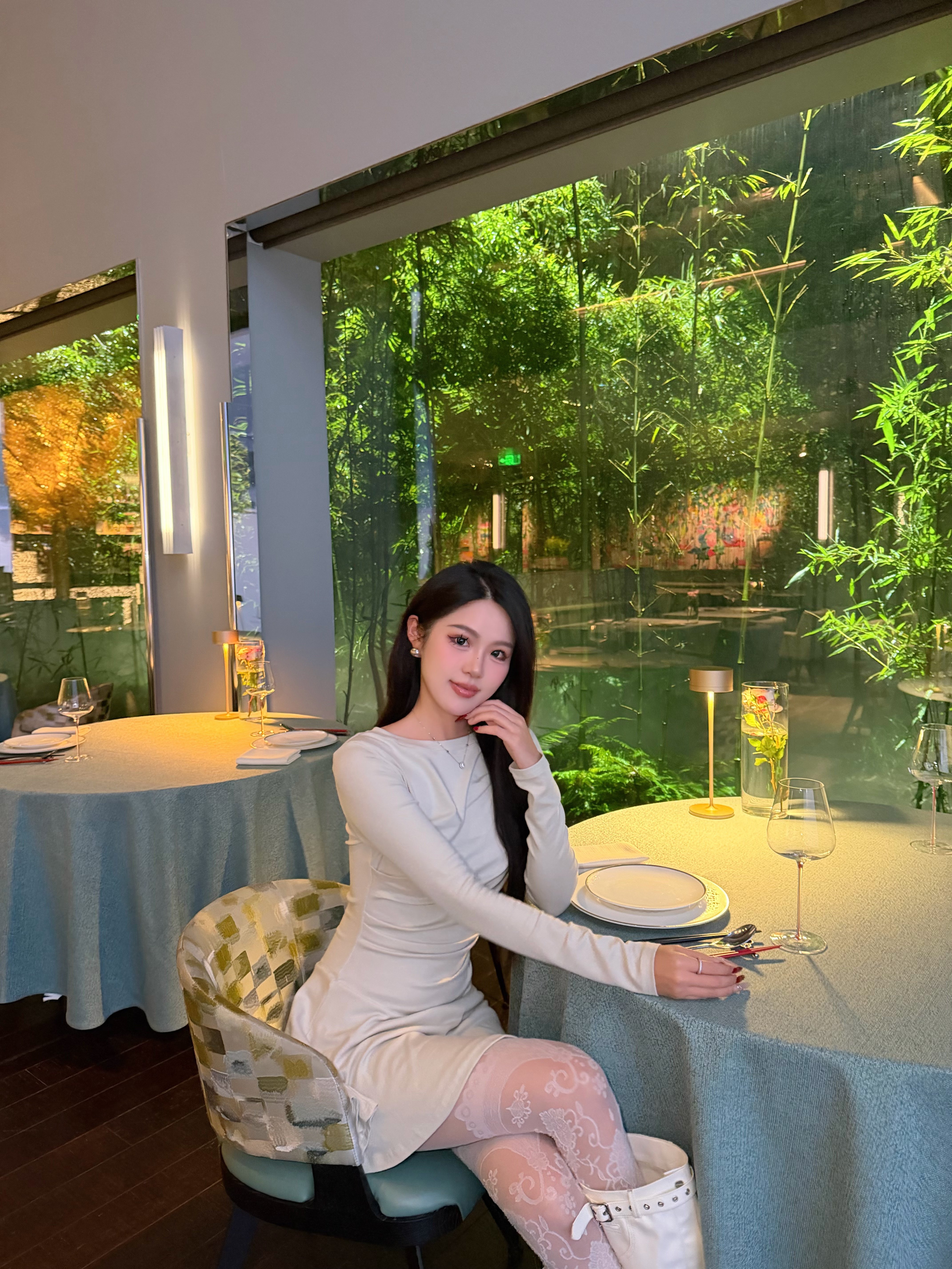 黑泽玄七2026早春新款胖mm收腰针织连衣裙：褶皱遮肉的显瘦自信美学