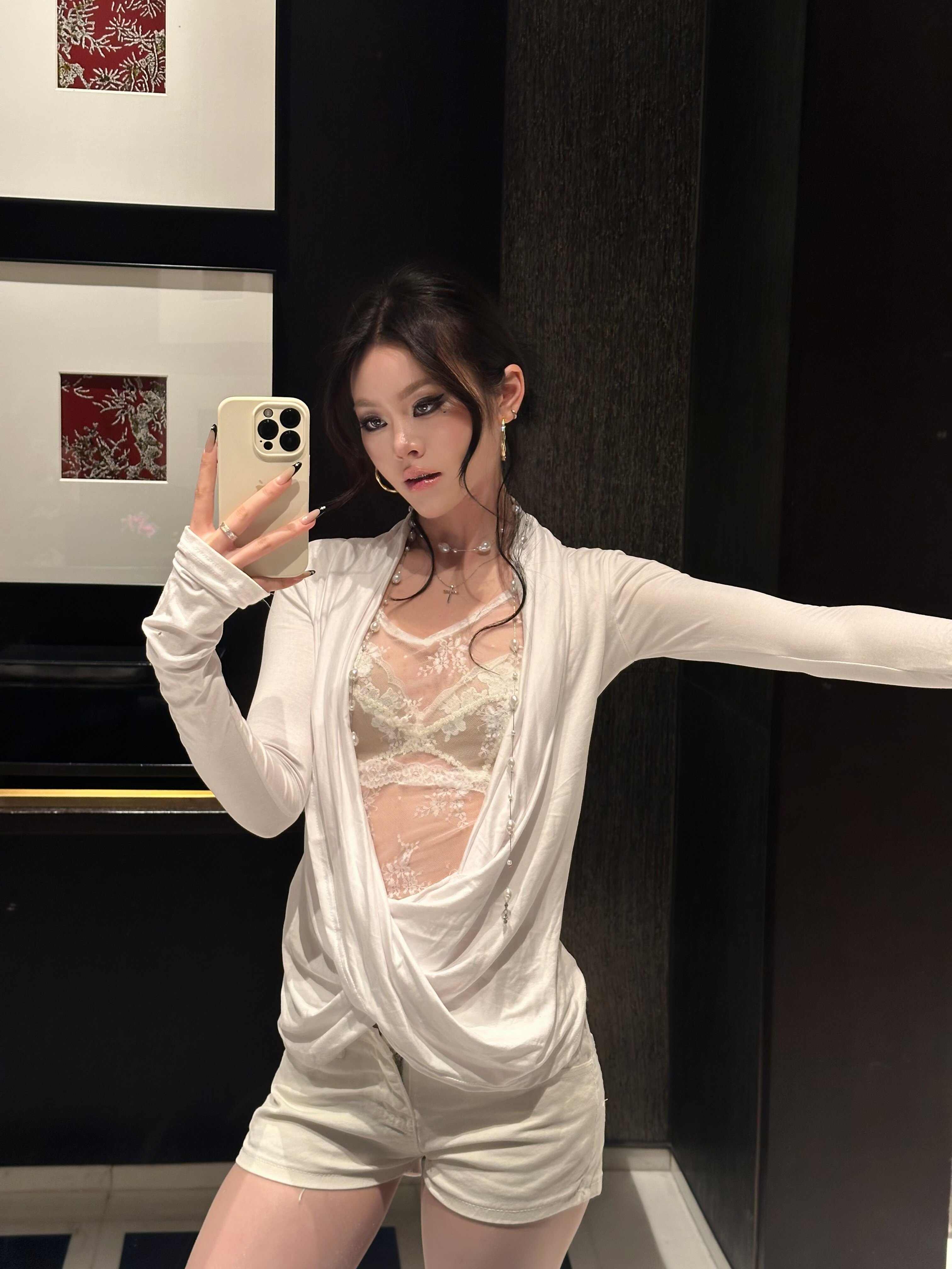 宝诗嫣法式小胸轻聚拢内衣 薄款白色蕾丝文胸 无钢圈舒适不勒 性感套装成套搭配
