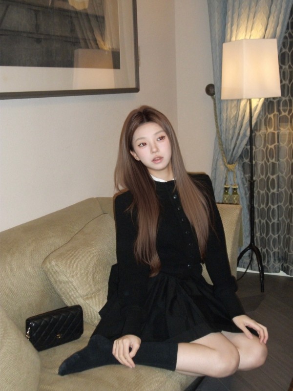 unifittoo早春小香风套装 一整套搞定韩系高级感穿搭 富家千金气质满满 裙装设计优雅显瘦