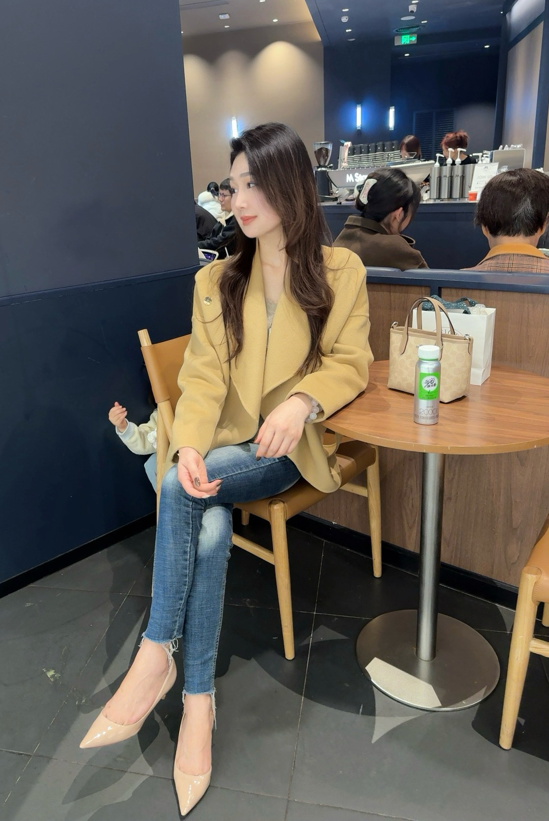 妆侣轻奢裸色红底高跟鞋 尖头侧空设计性感优雅 细跟不累脚久站舒适