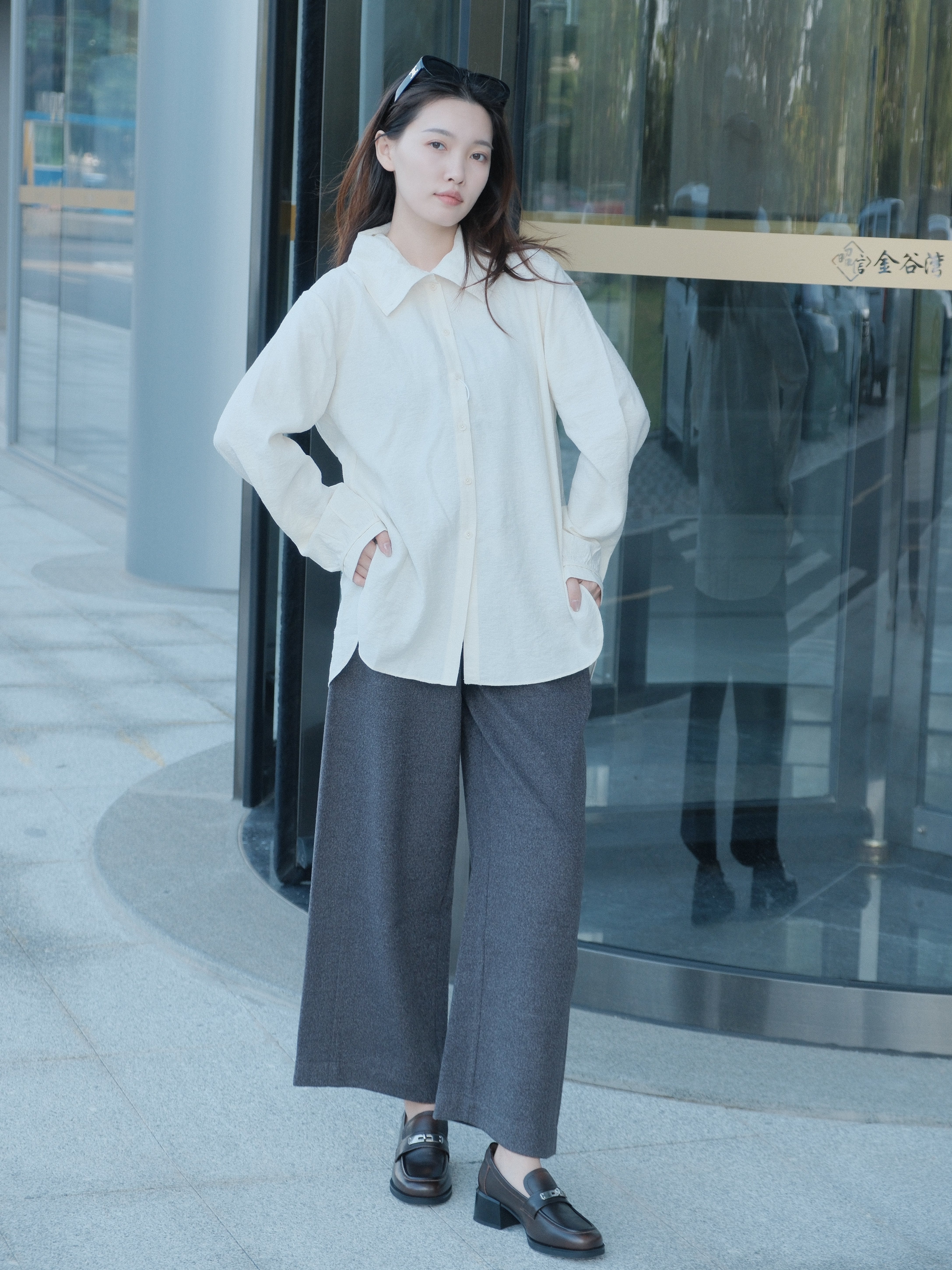 百丽春季复古粗跟乐福鞋 黑色小皮鞋经典百搭 粗高跟设计稳当增高不累脚