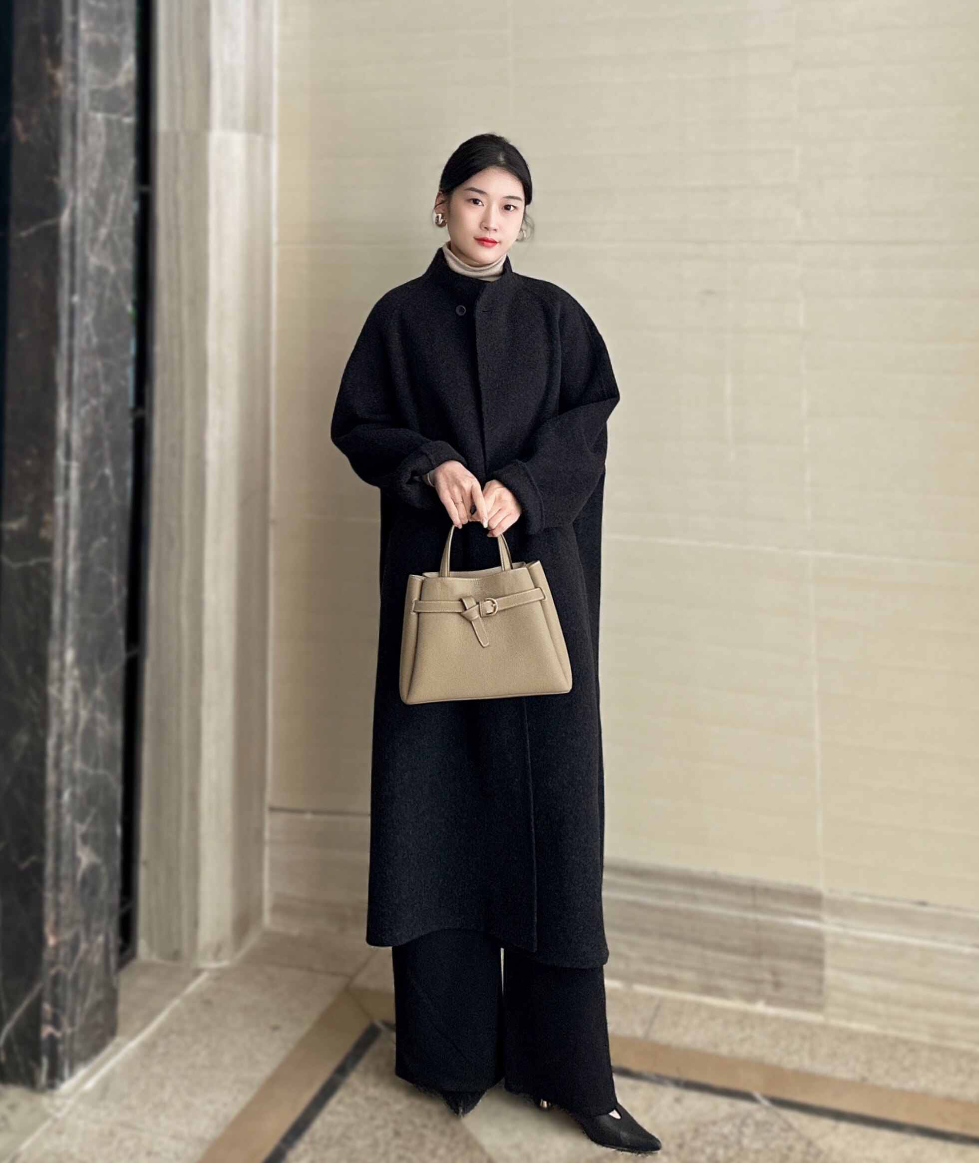 百丽质感真皮大容量托特包 牛皮材质高级耐磨 大容量装下电脑文件