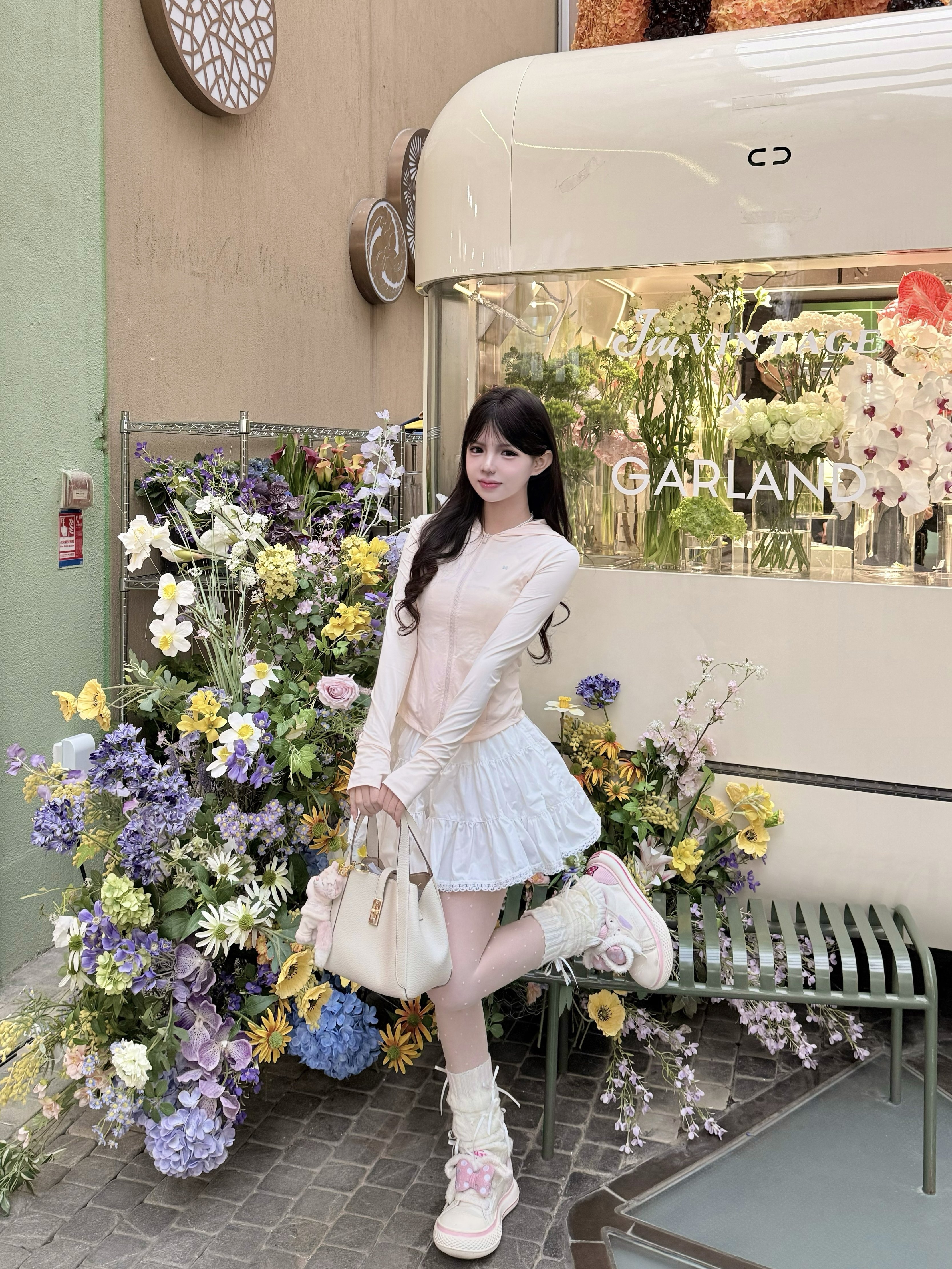 百丽真皮菜篮子包 牛皮材质高级耐磨 水桶包型大容量实用