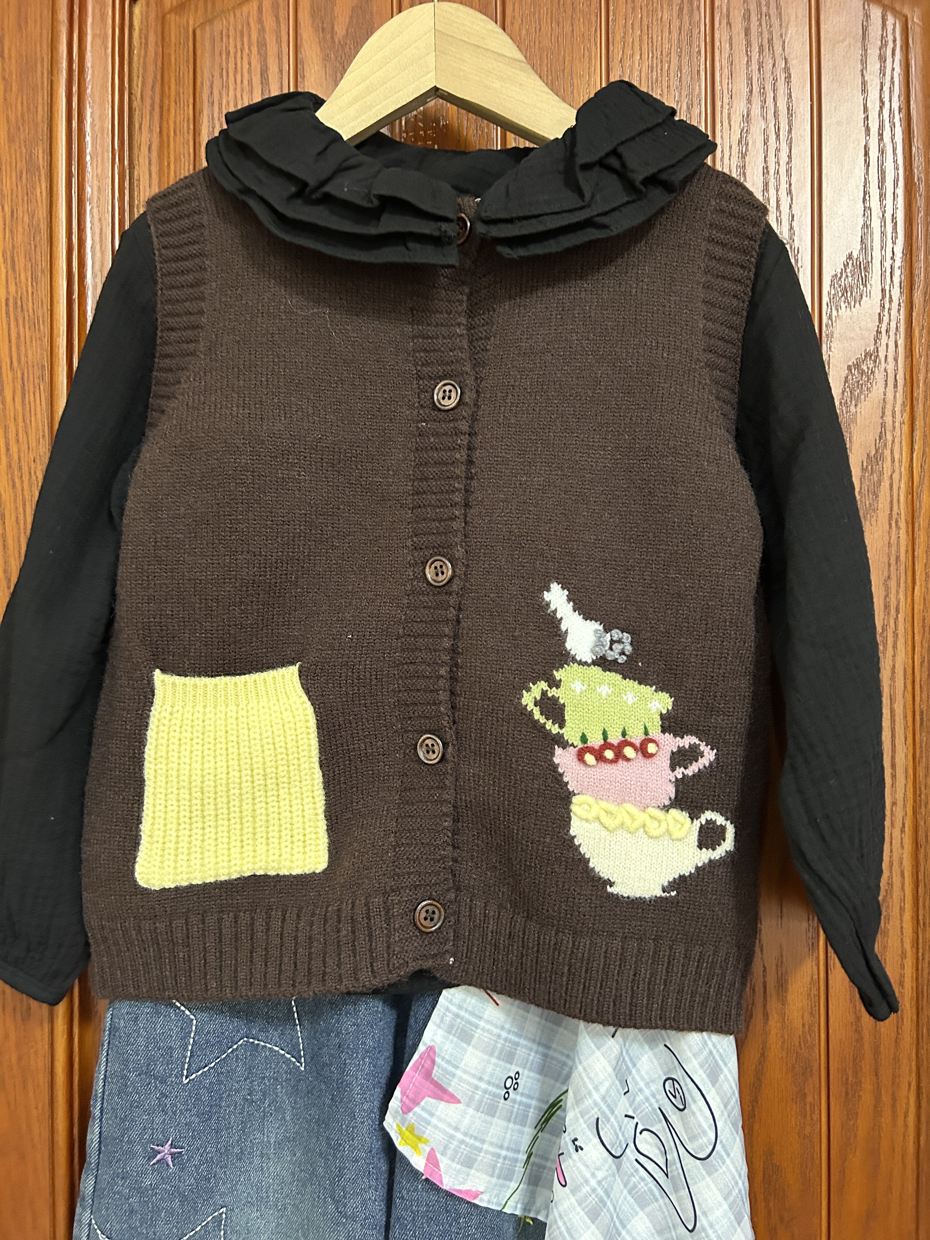 Customer photo for Coffee Knit Vest, 120cm