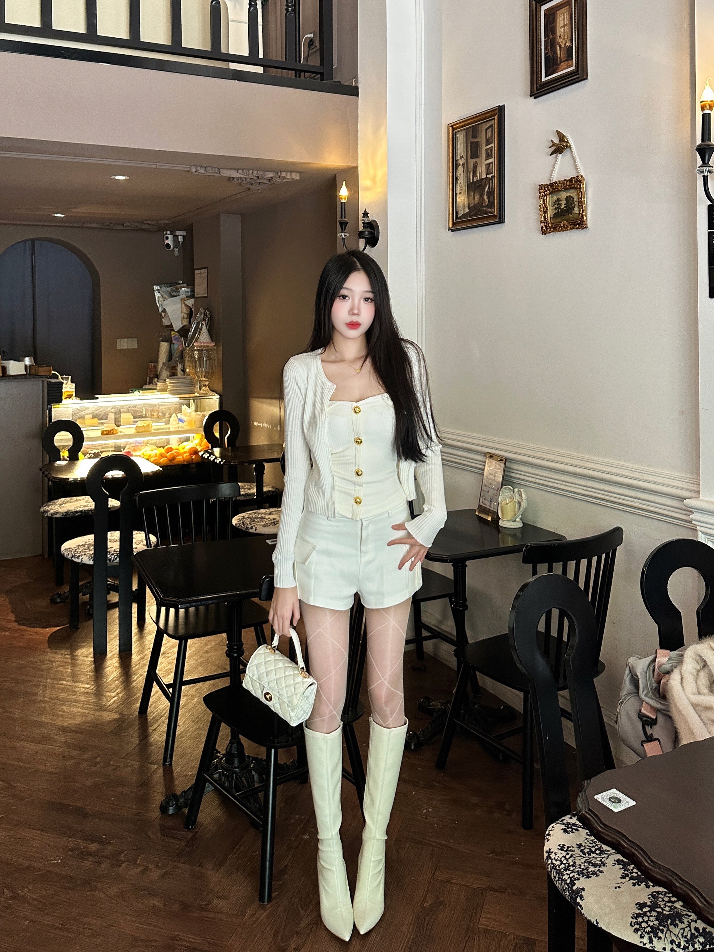 luna潞娜性感抹胸上衣 秋冬背心修身显瘦 自带胸垫省心方便 内搭外穿都时髦