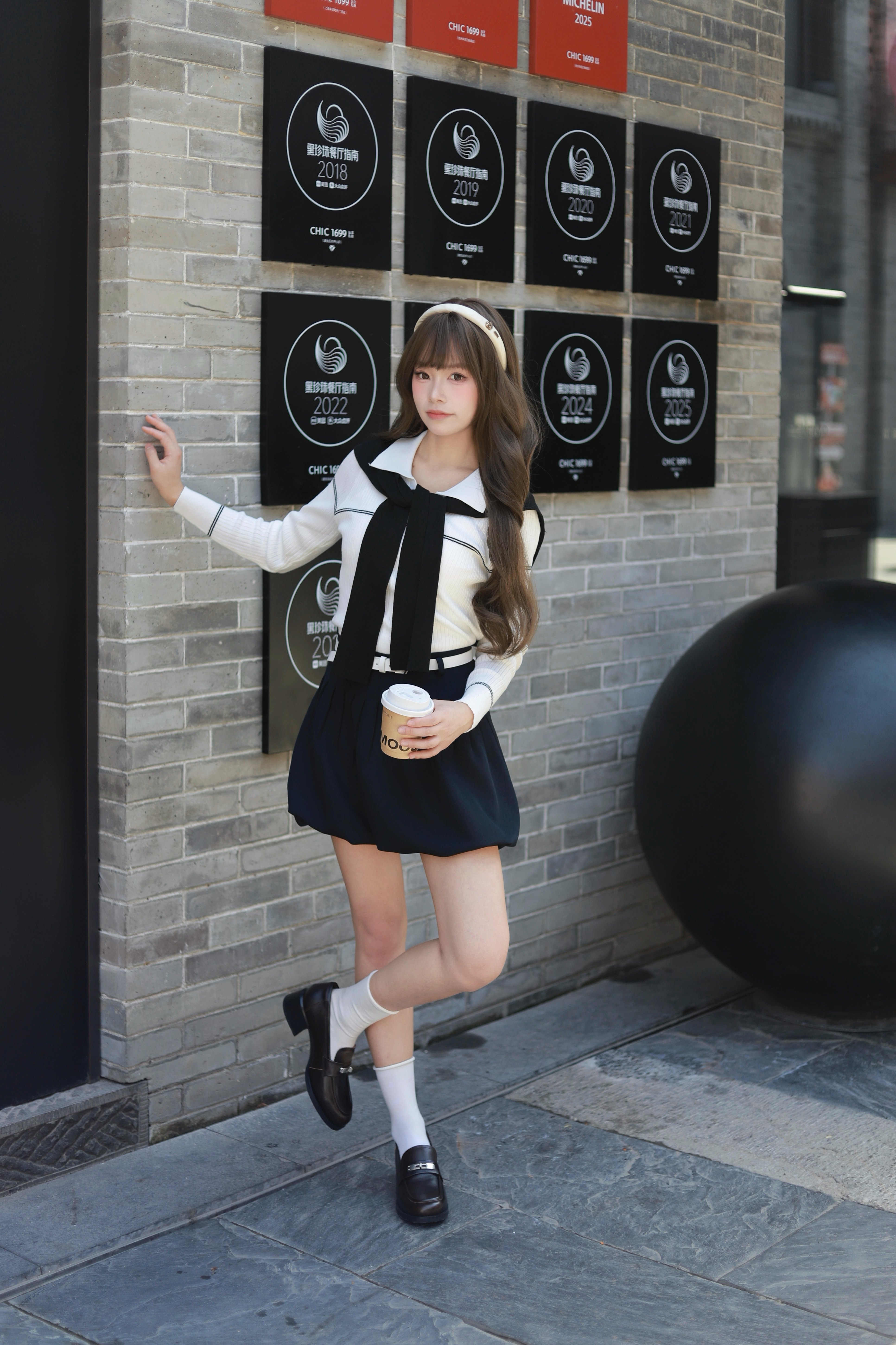 百丽春季复古粗跟乐福鞋 黑色小皮鞋经典百搭 粗高跟设计稳当增高不累脚