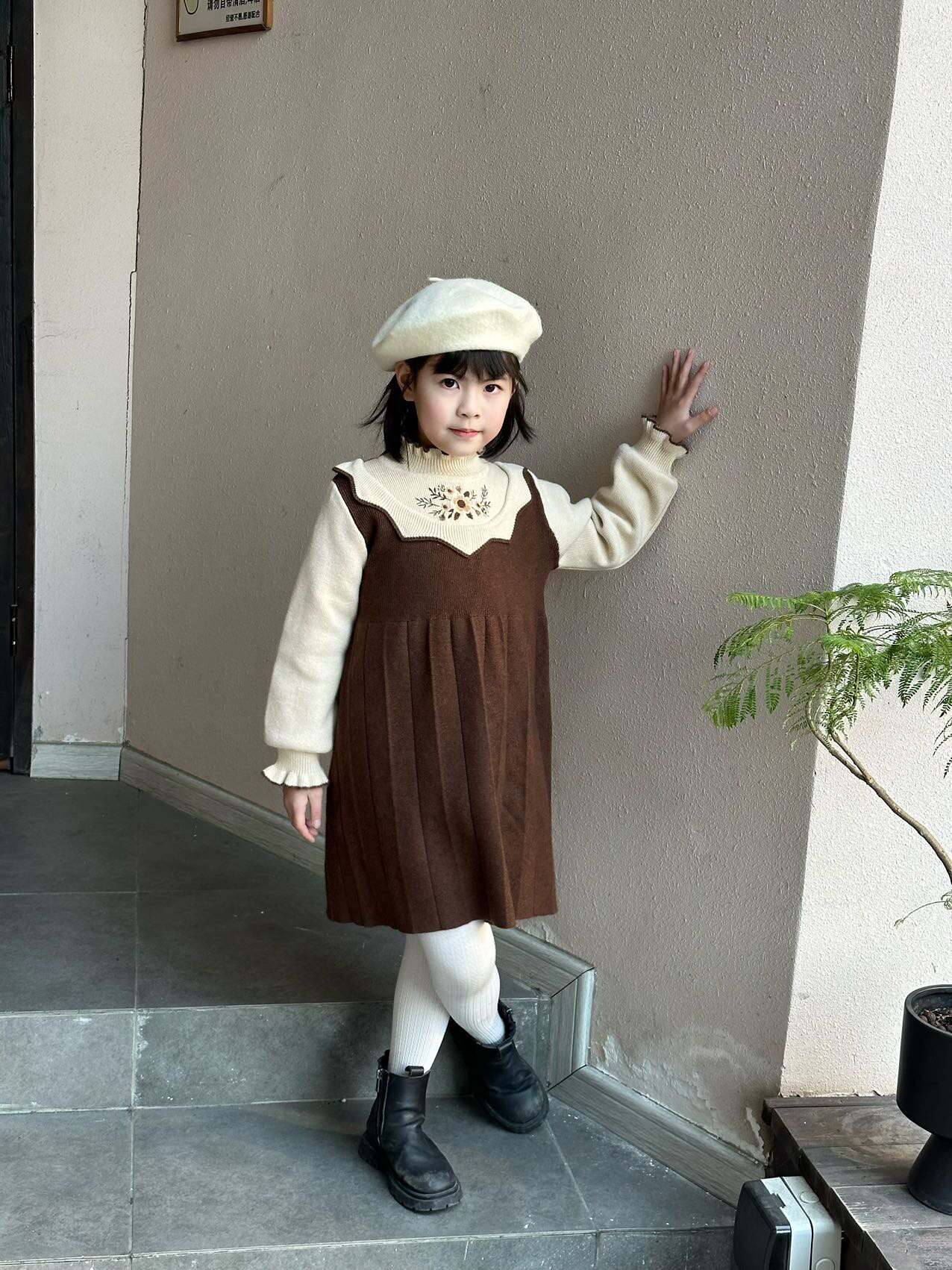 Customer photo for Wool · Ivory, Small (50-54cm)