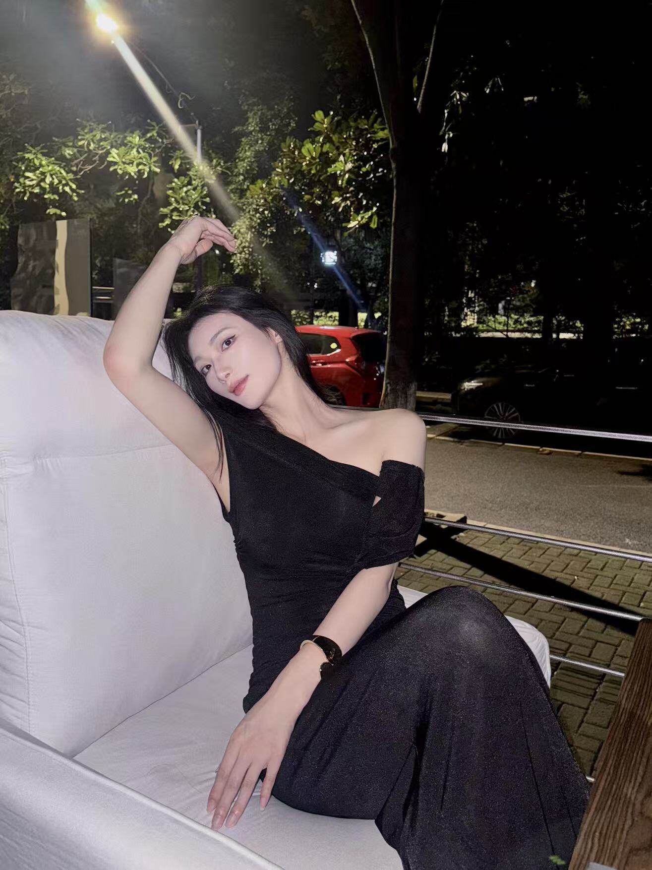 GRACE欧美小店kylie同款晚礼长裙 不对称斜肩飘带设计 露肩御姐风性感迷人