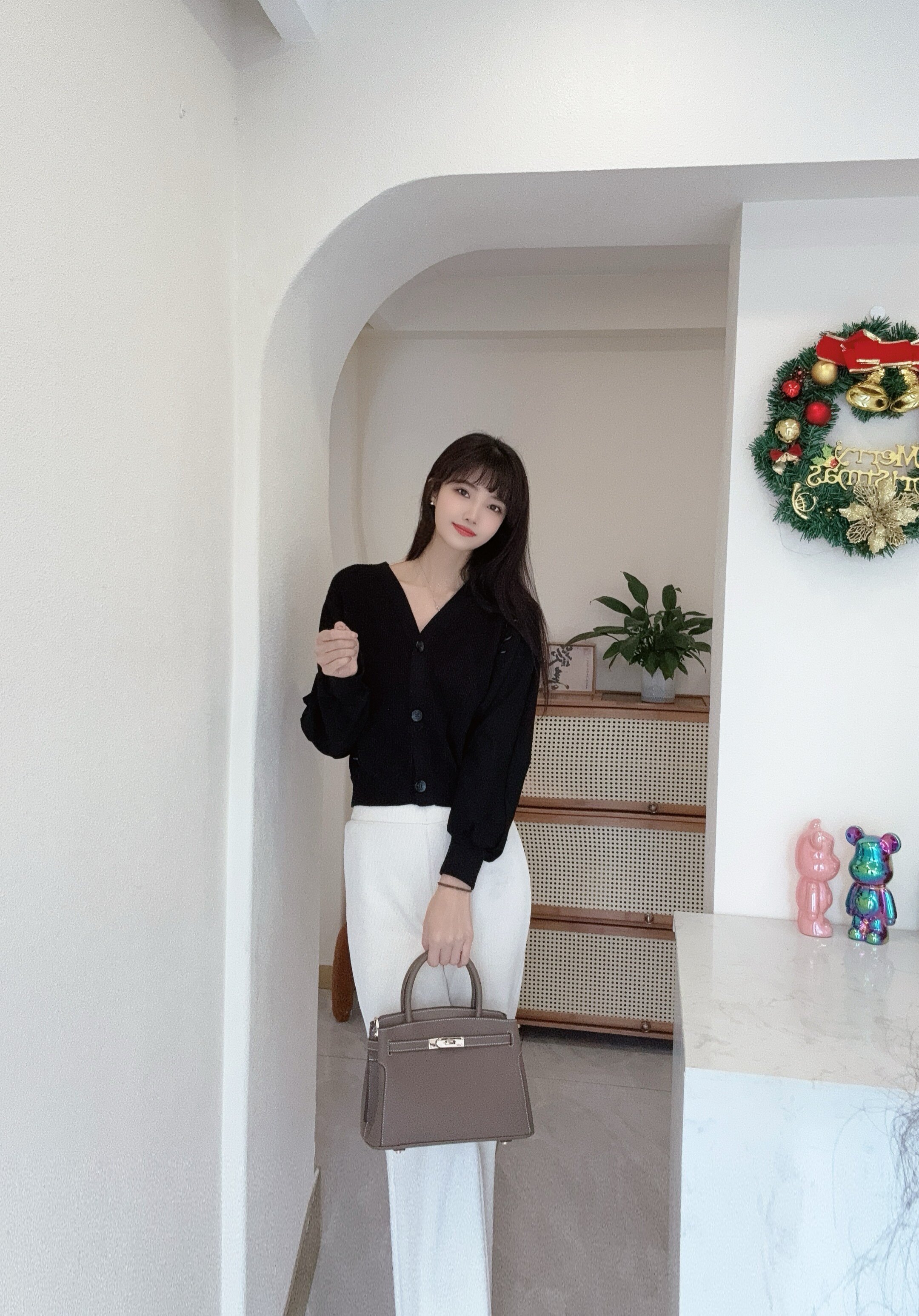 百丽鎏金岁月凯莉包 质感牛皮高级耐磨 大容量通勤 妈妈包婚包两用