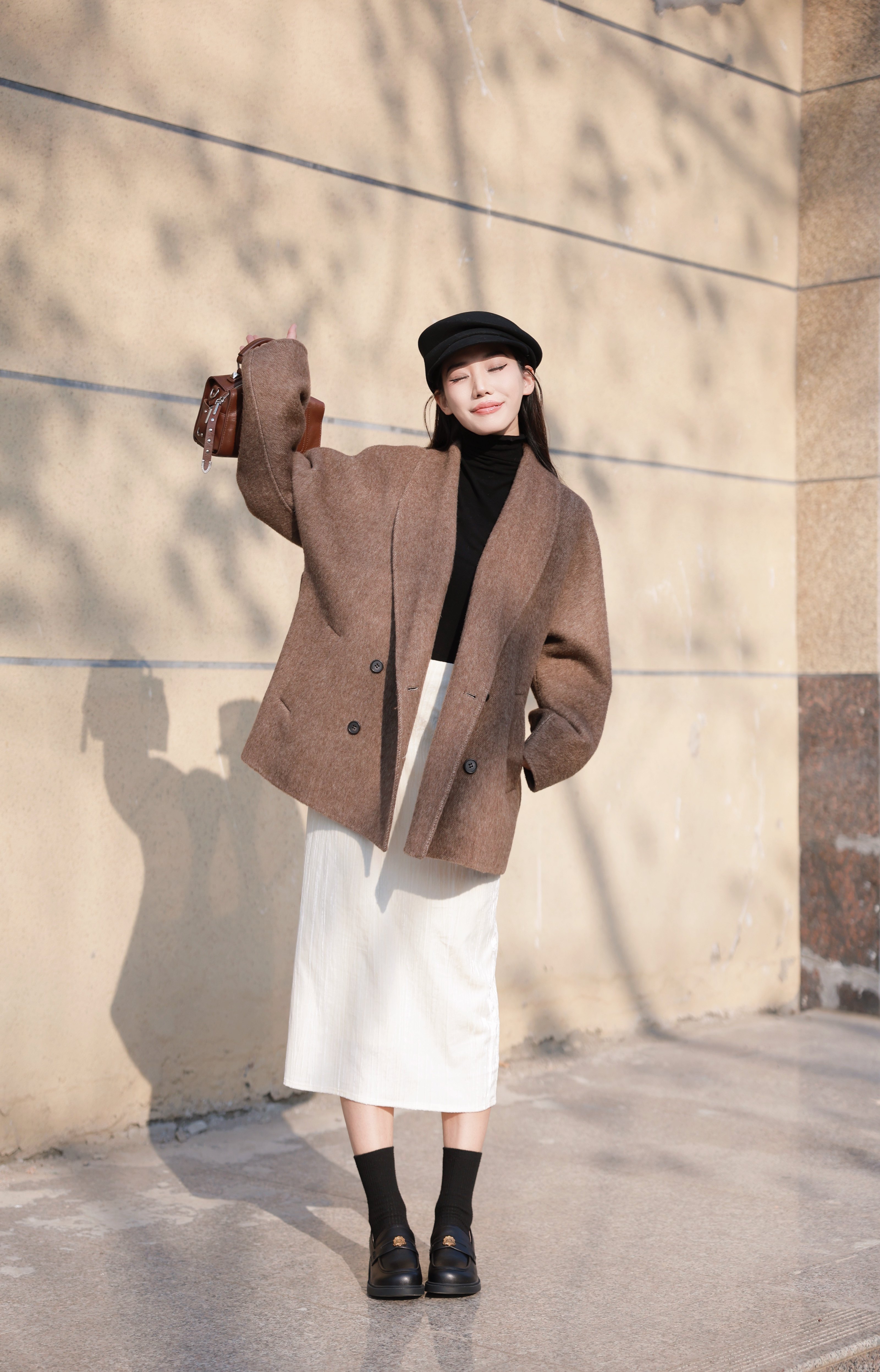 天美意teenmix王玉雯同款金色徽章常青藤乐福鞋：厚底真皮的学院复古美学