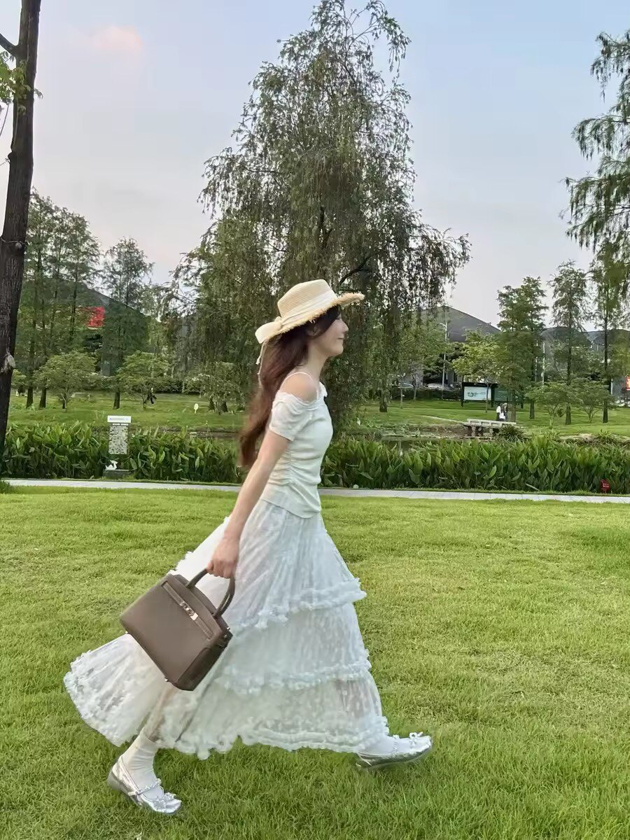 百丽鎏金岁月凯莉包 质感牛皮高级耐磨 大容量通勤 妈妈包婚包两用