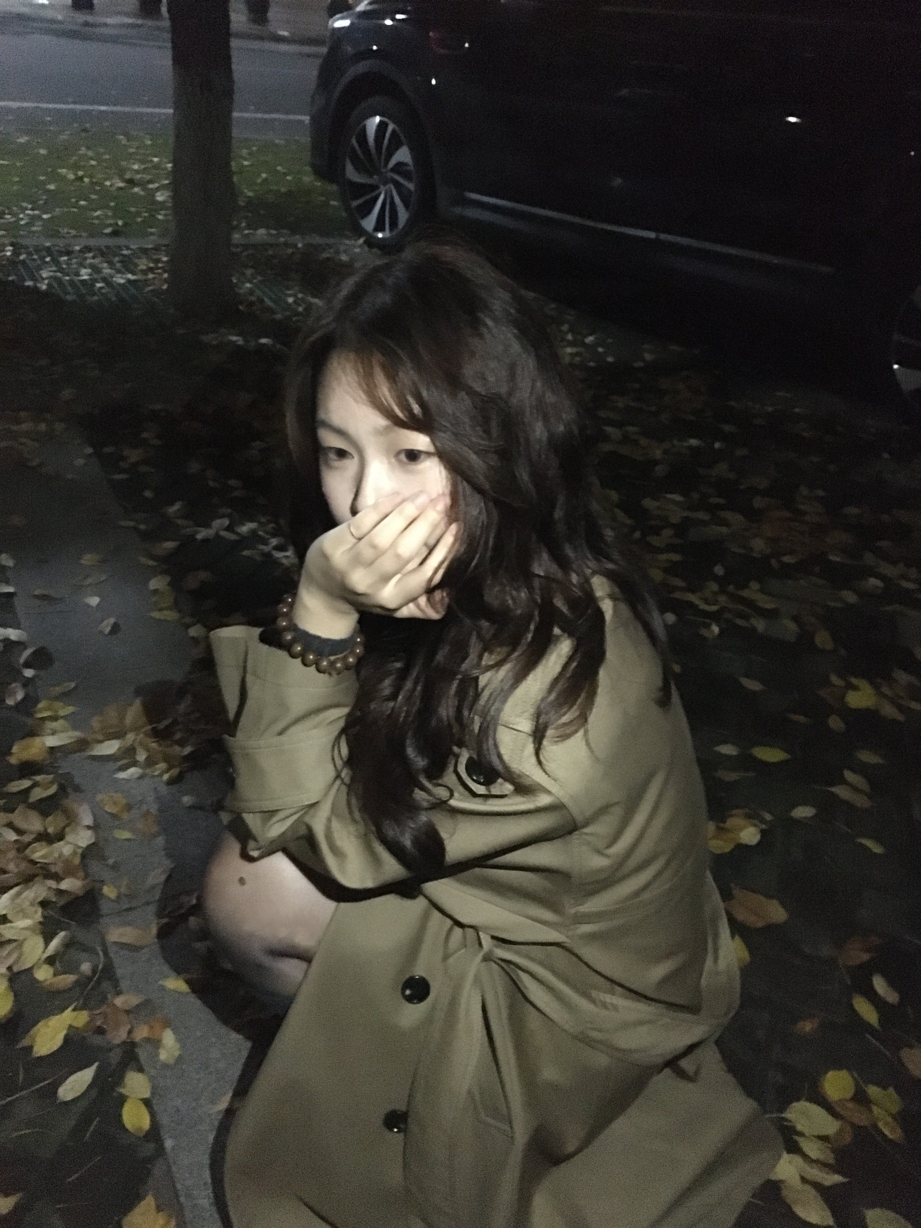 解锁法式优雅密码——周淼ZHOUMIAO"巴黎旧梦"风衣穿搭图鉴