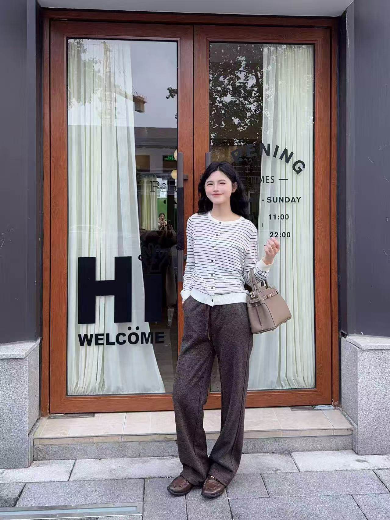 百丽鎏金岁月凯莉包 质感牛皮高级耐磨 大容量通勤 妈妈包婚包两用