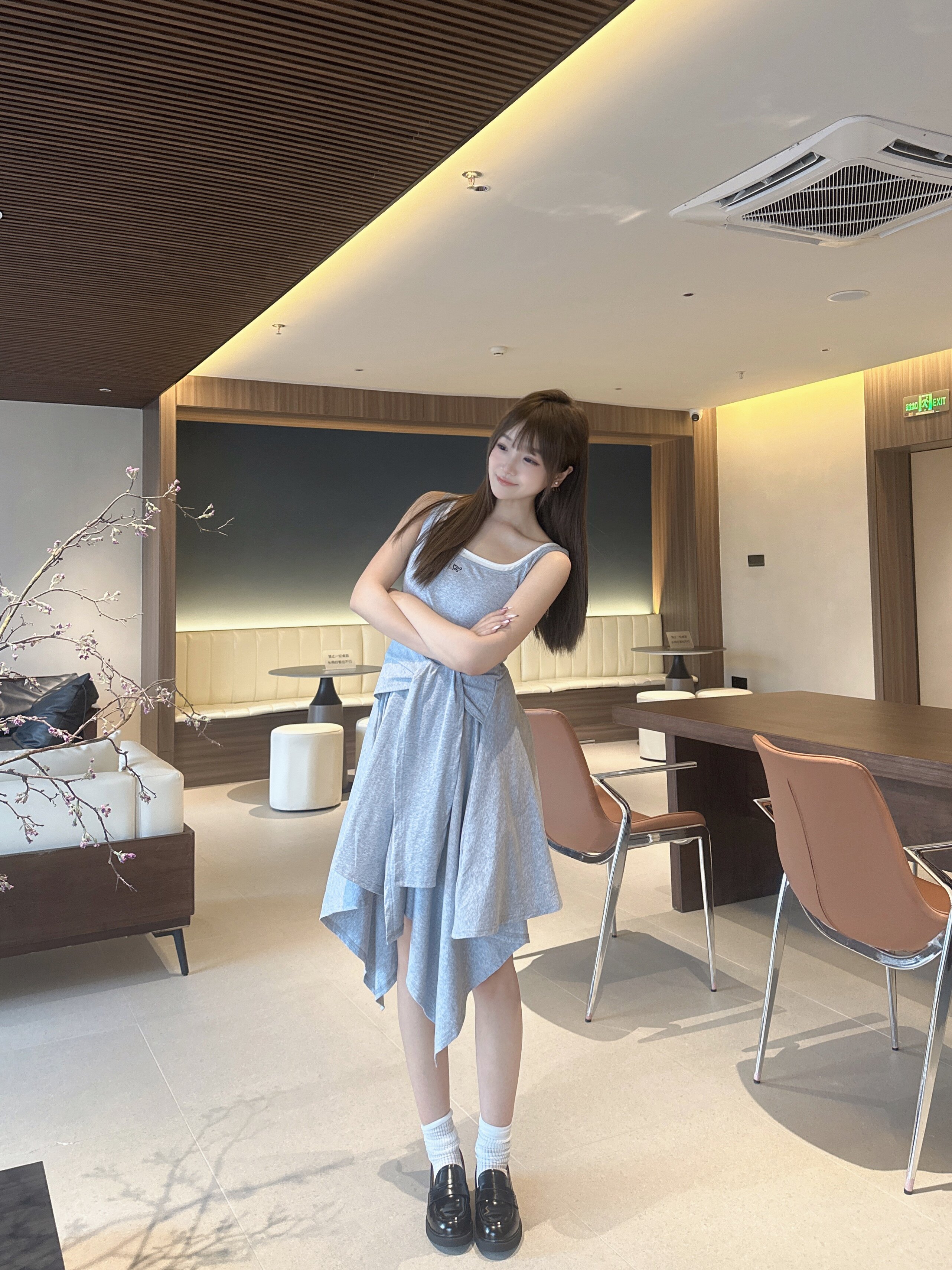 田曦薇同款百丽海鸥乐福鞋2.0 厚底增高设计拉长比例 真皮材质柔软亲肤