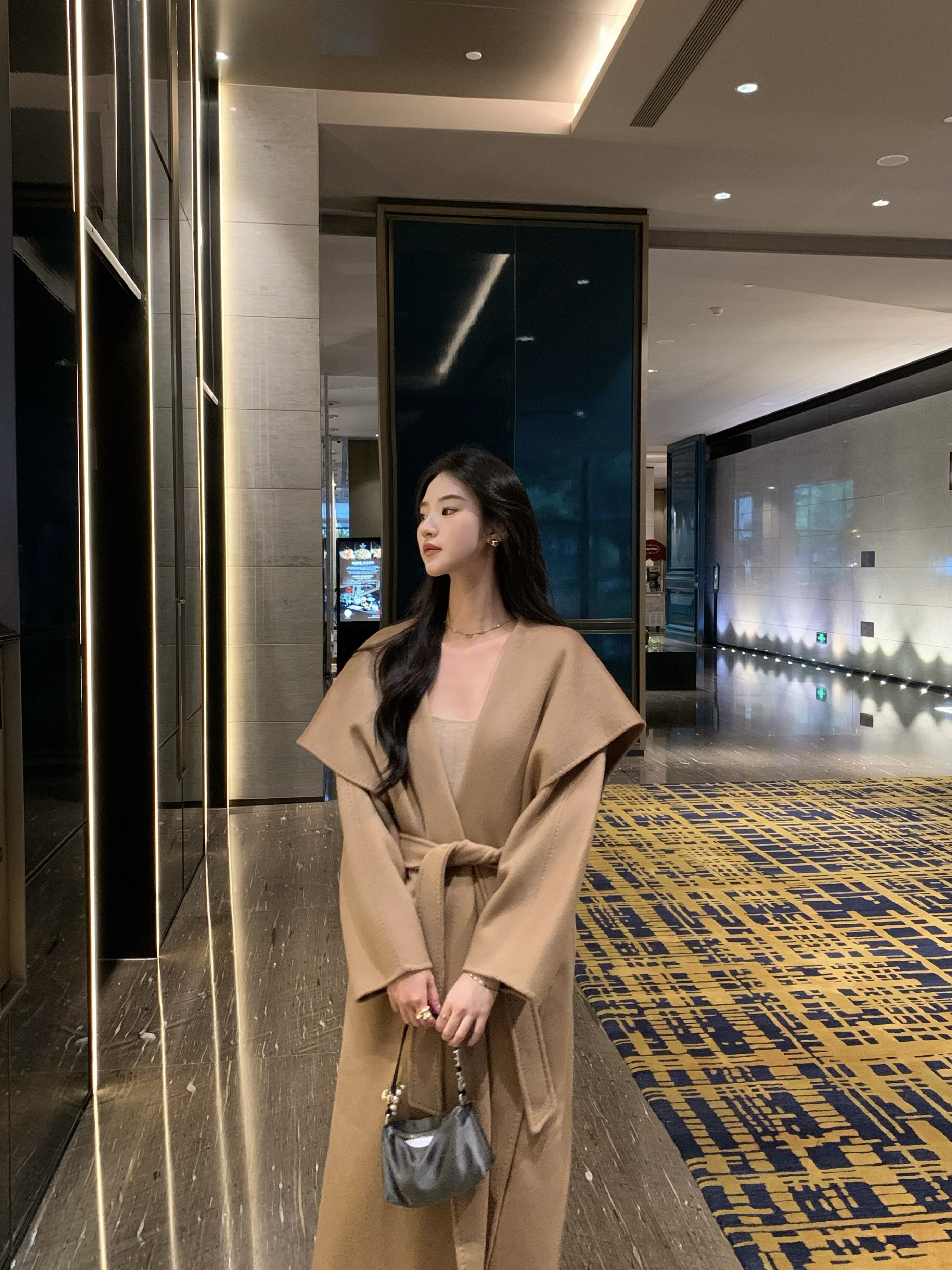 JIUCHIC|M家Rienza大翻领双面水波纹山羊绒大衣