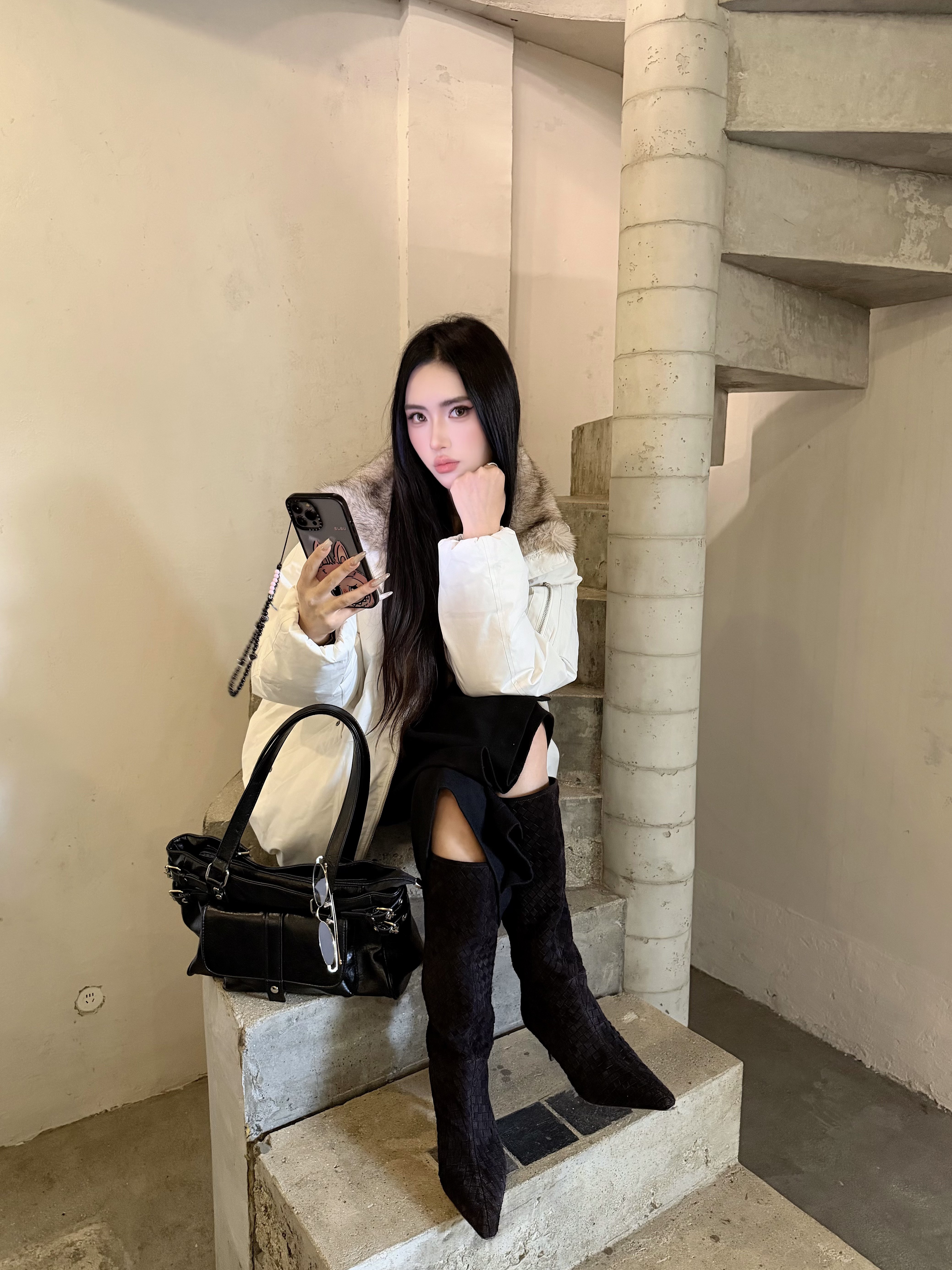 Le' Murmure冬季时尚羊反绒长筒靴堆堆设计慵懒随性 高跟拉长腿部比例