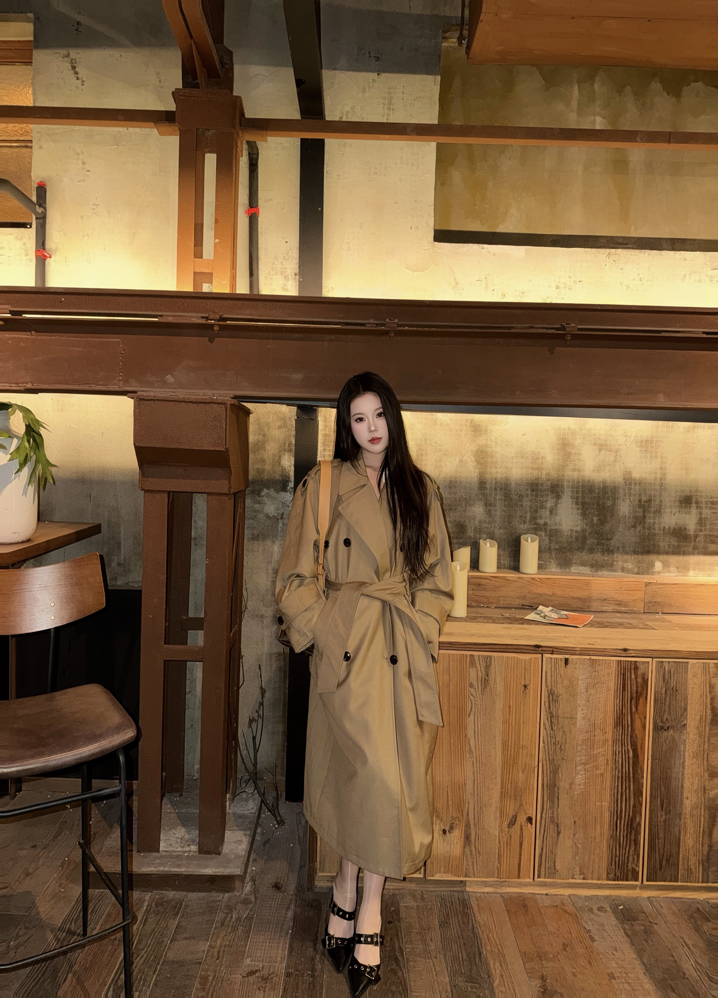 解锁法式优雅密码——周淼ZHOUMIAO"巴黎旧梦"风衣穿搭图鉴