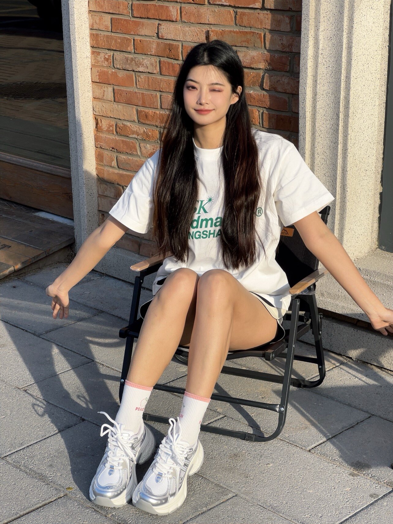 张凌赫同款百丽蓝鲸老爹鞋 灰色网面透气舒适 厚底增高拉长比例
