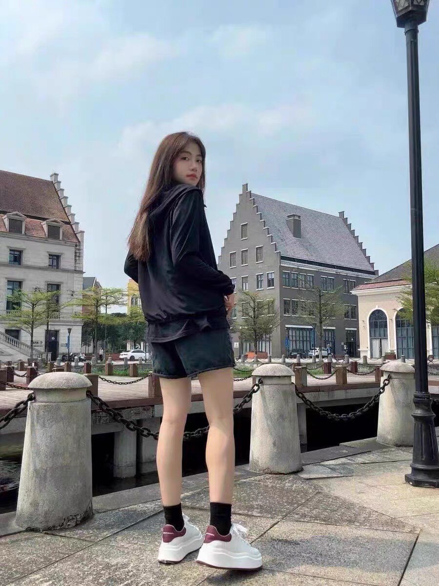 snowelf小个子真皮厚底小白鞋麦昆同款增高设计春夏透气不闷脚休闲板鞋百搭