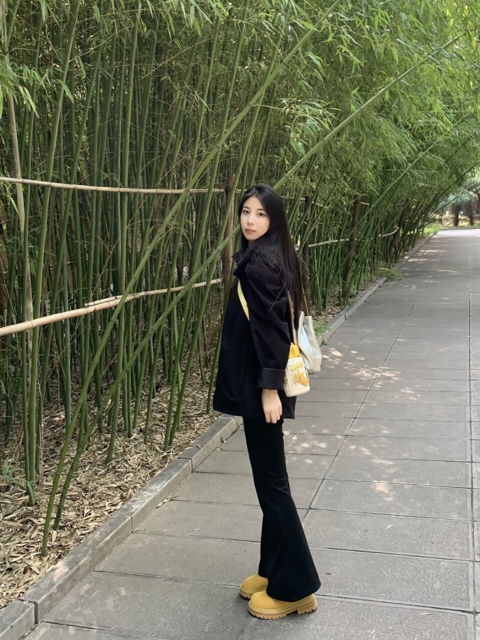 LinLin优品时尚夏季微喇鲨鱼裤 瑜伽收腹提臀一步到位 高腰设计拉长比例