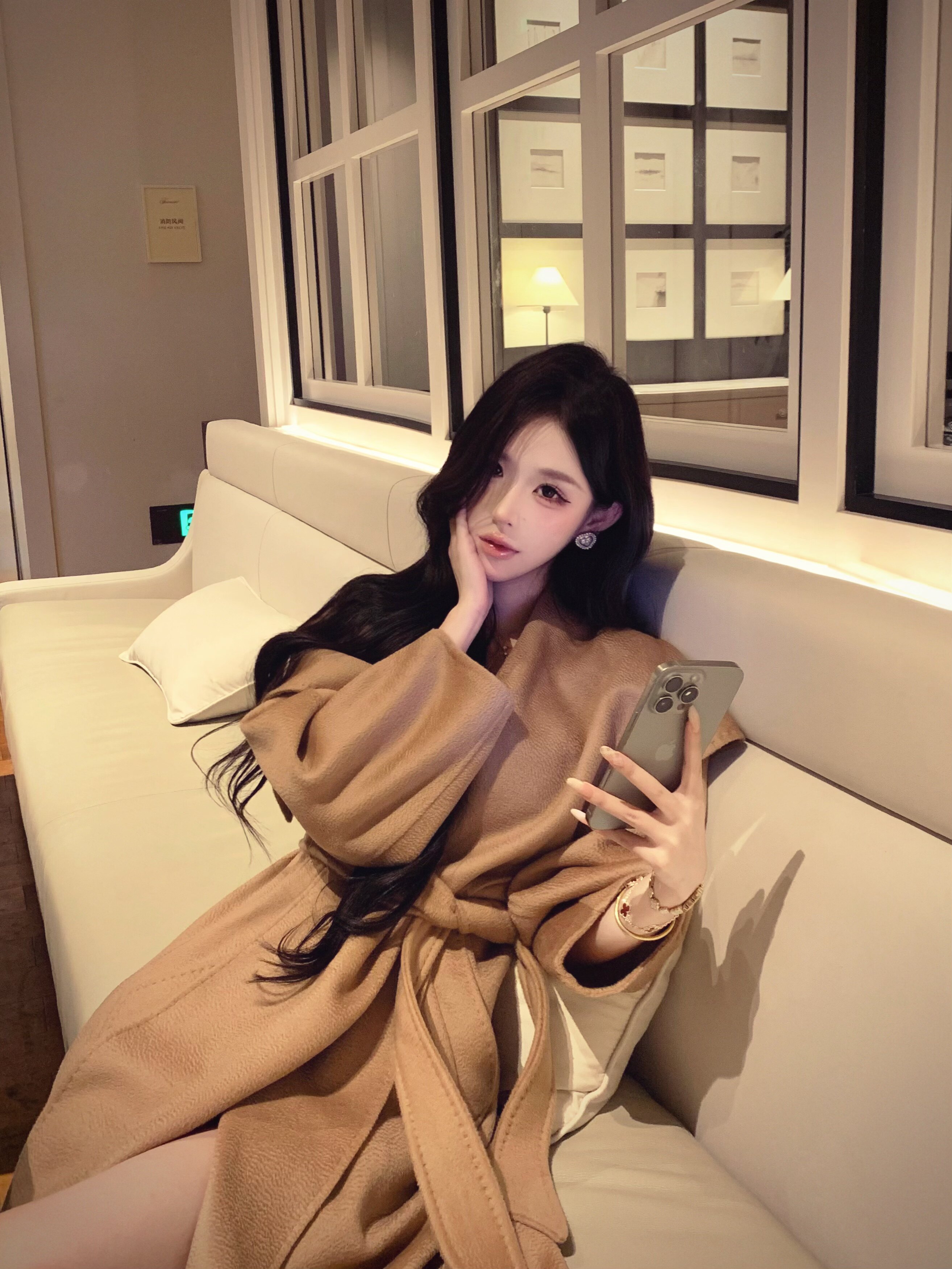 JIUCHIC|M家Rienza大翻领双面水波纹山羊绒大衣