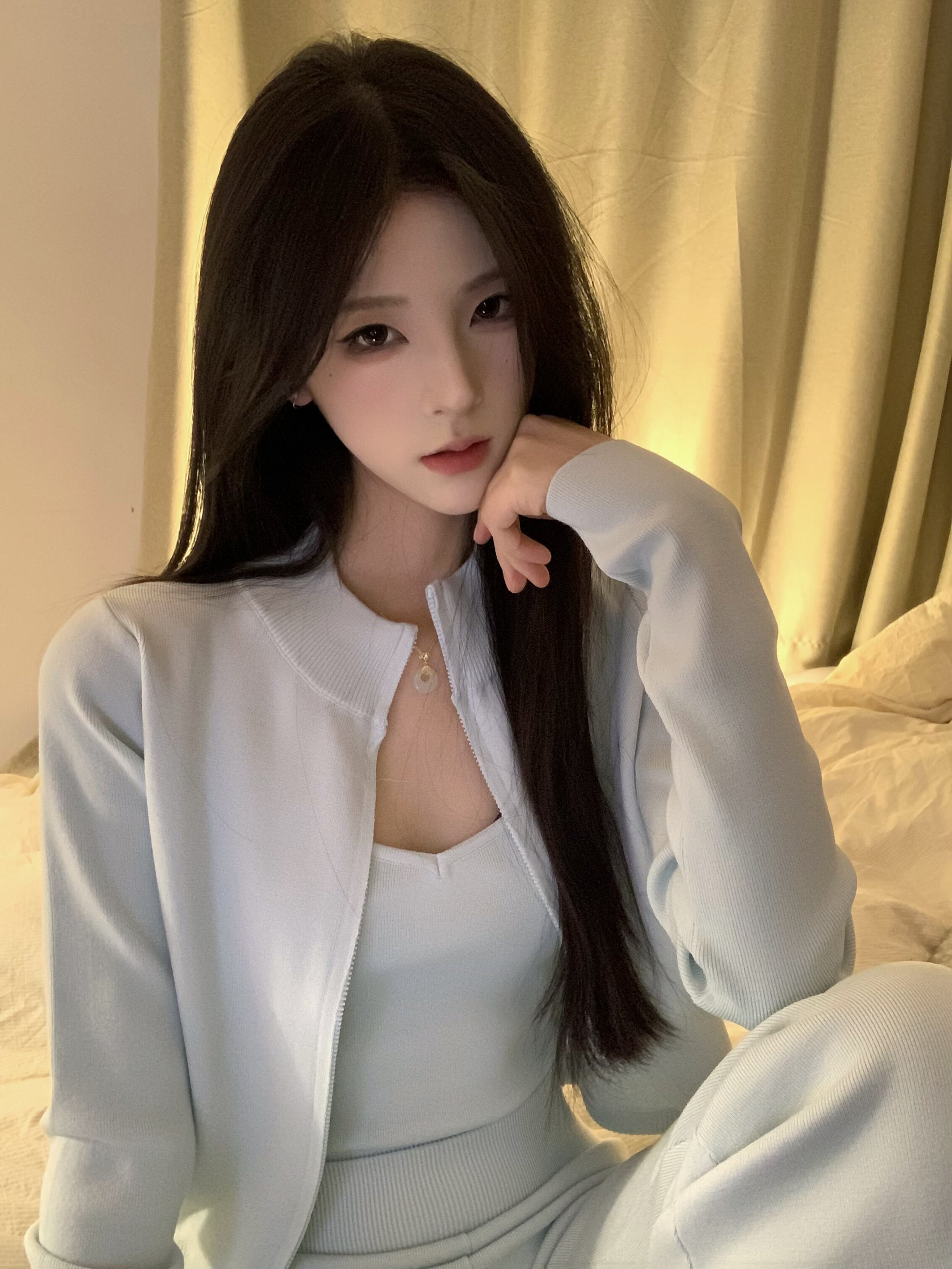 RUOYU若语S曲线休闲三件套 吊带+裤子+开衫一套搞定早春穿搭