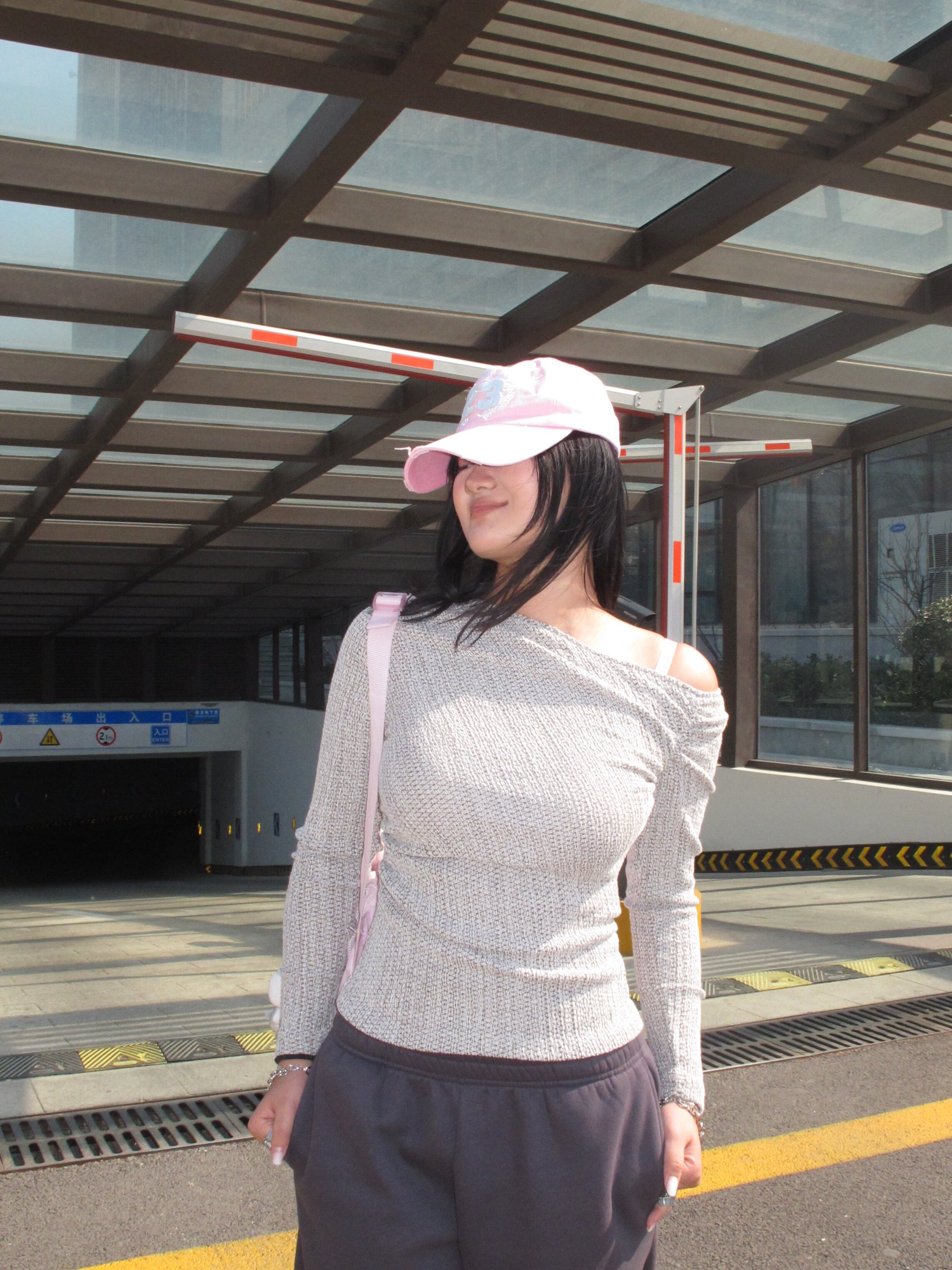 VICTORIA'S SECRET维密单依纯同款果冻条反重力Plus+内衣 小升杯设计