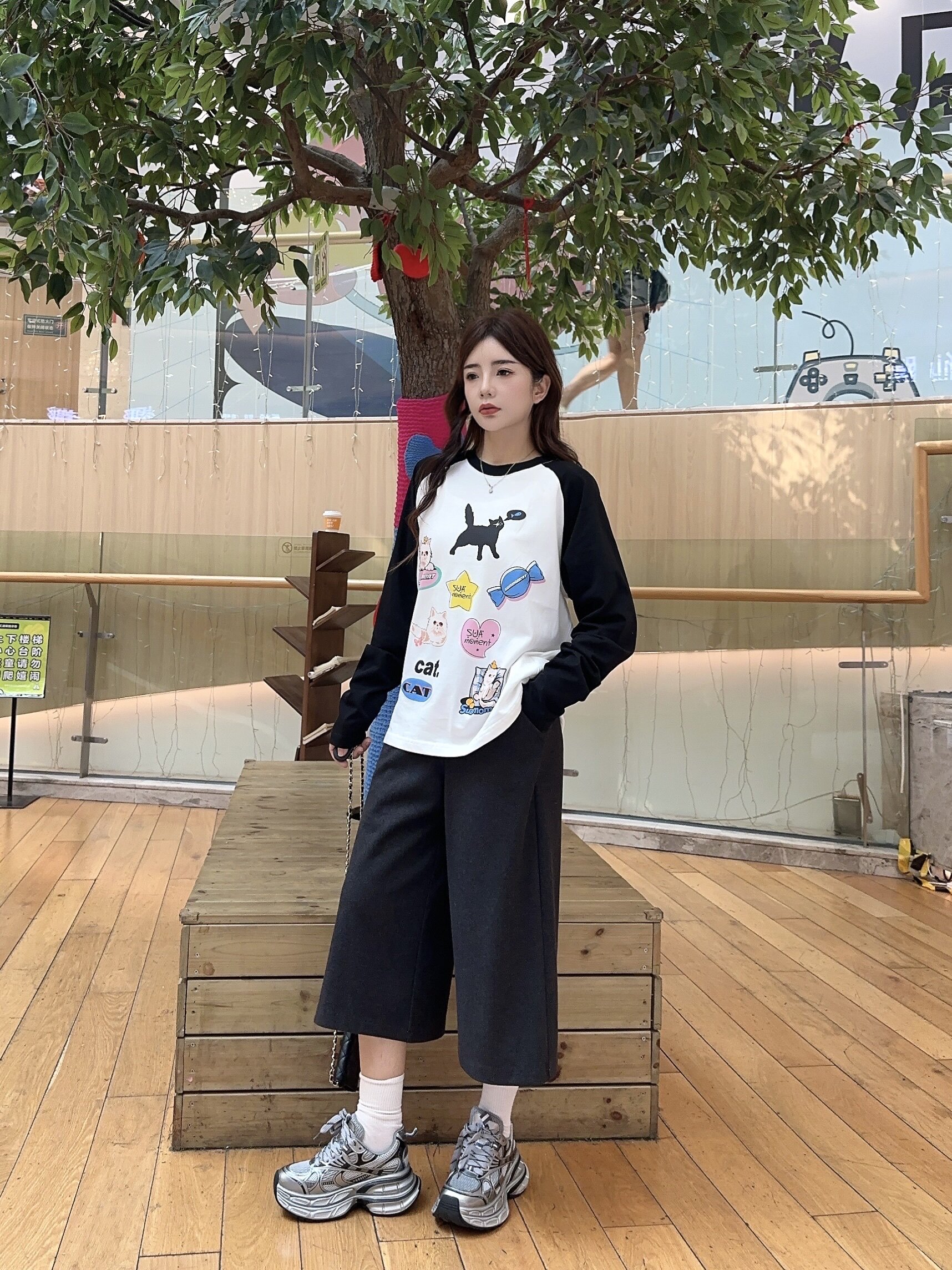 迪丽热巴同款骆驼银月老爹鞋 厚底增高拉长比例 银色系未来感十足