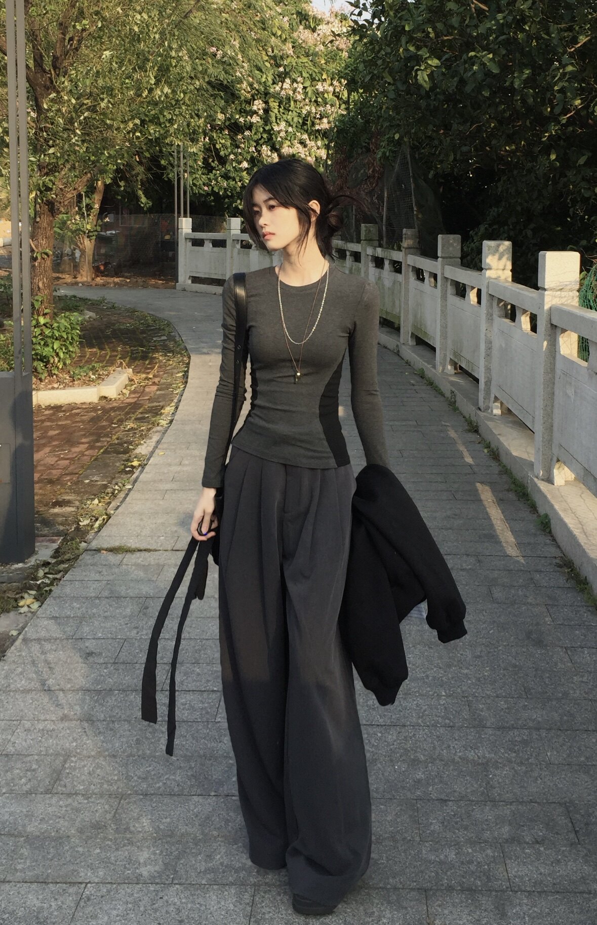 KENABSTUDIO春夏灰色阔腿西装裤 宽松垂感面料舒适有型