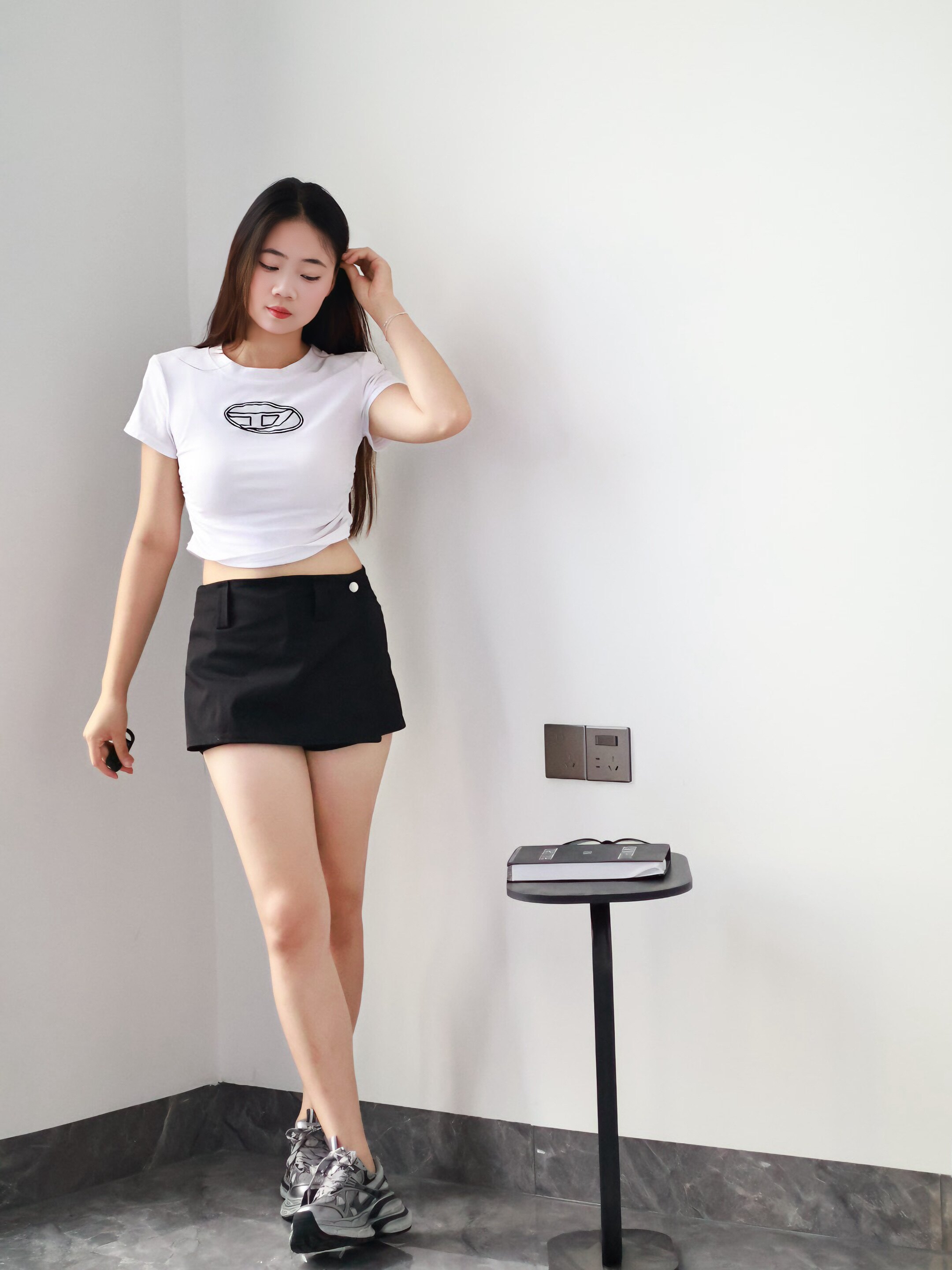 迪丽热巴同款骆驼银月老爹鞋 厚底增高拉长比例 银色系未来感十足