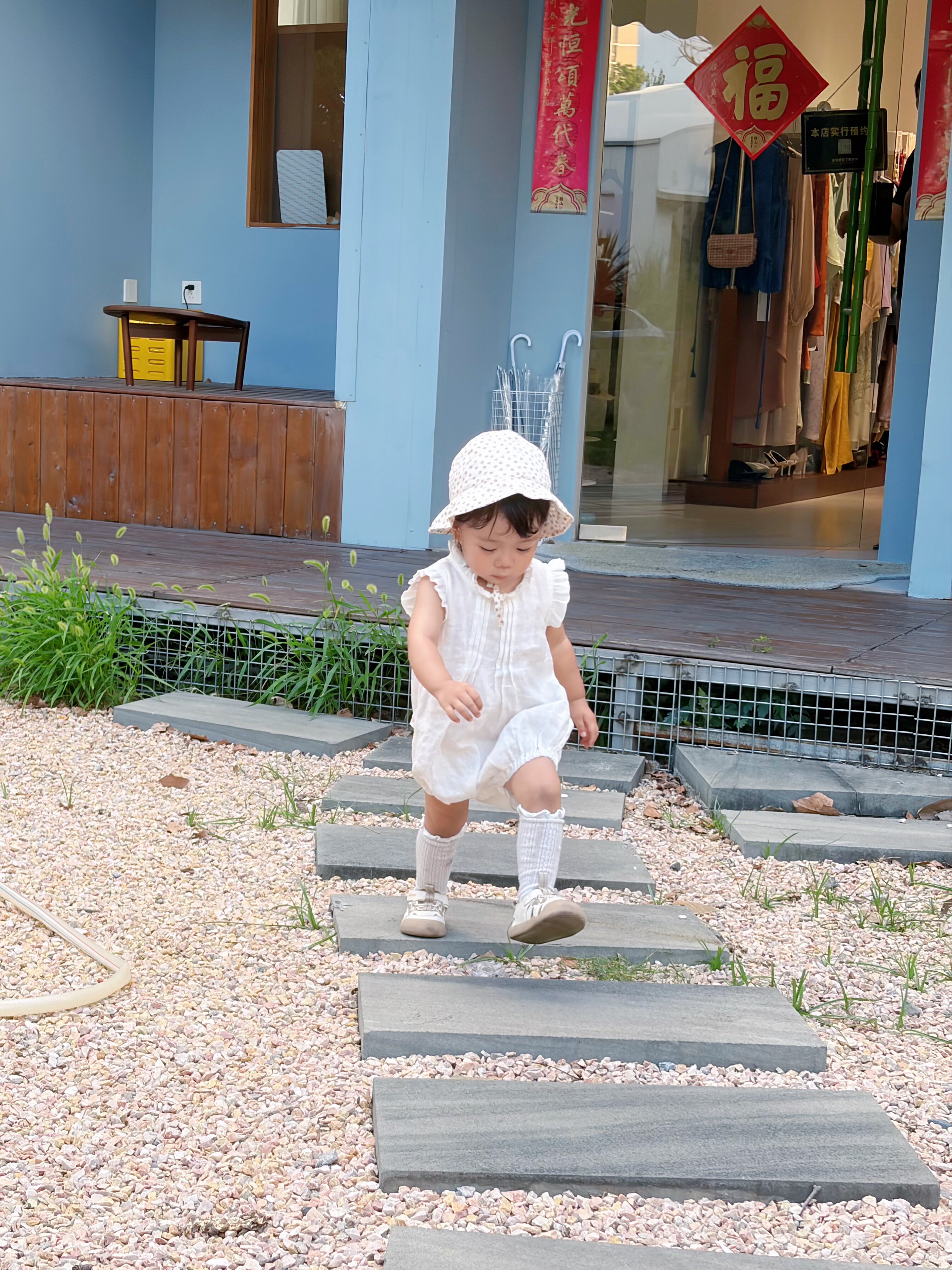 Customer photo for White Linen, 80cm
