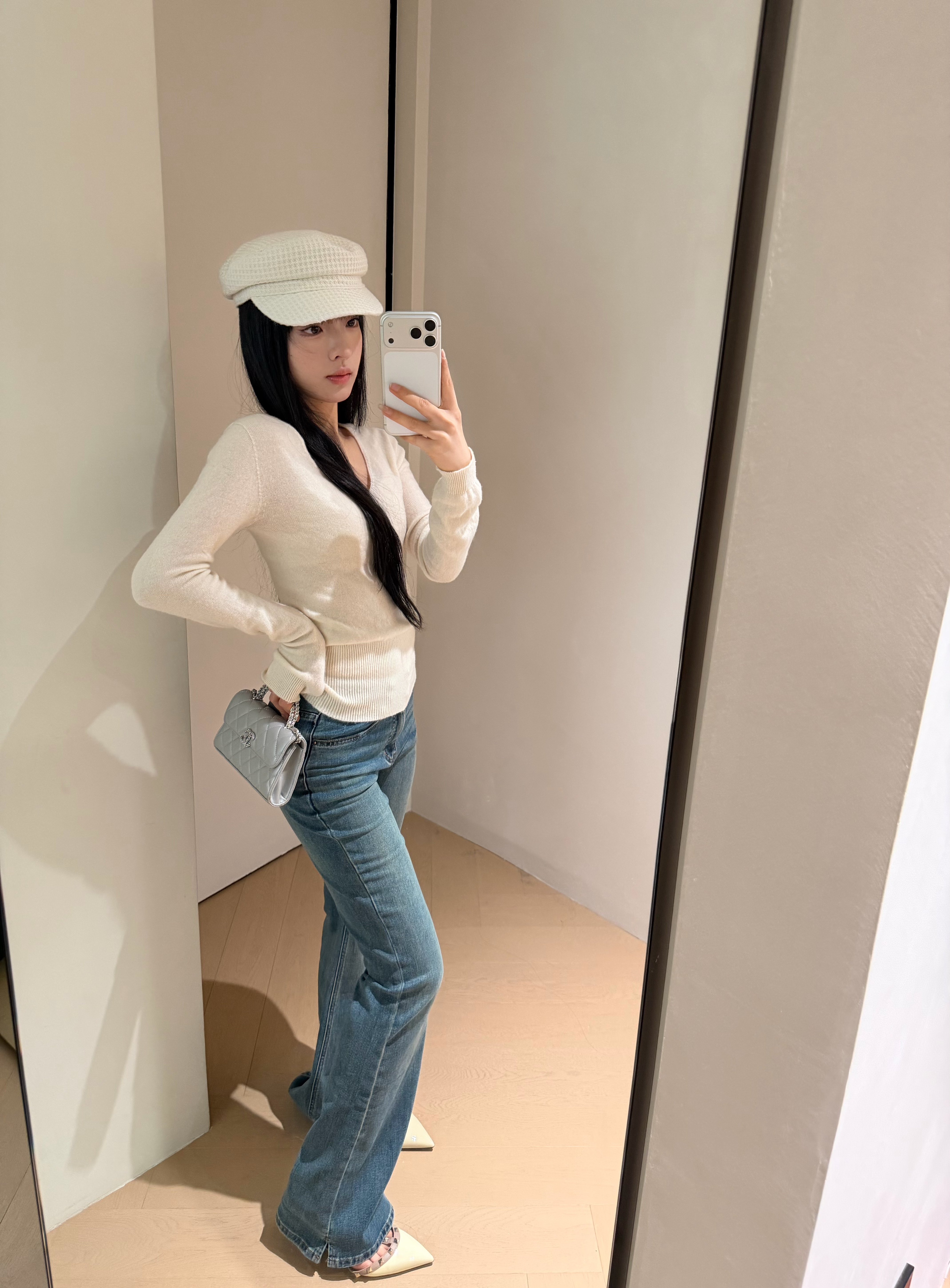 ABWLR秋冬复古微喇牛仔裤:高腰马蹄的显腿长神裤