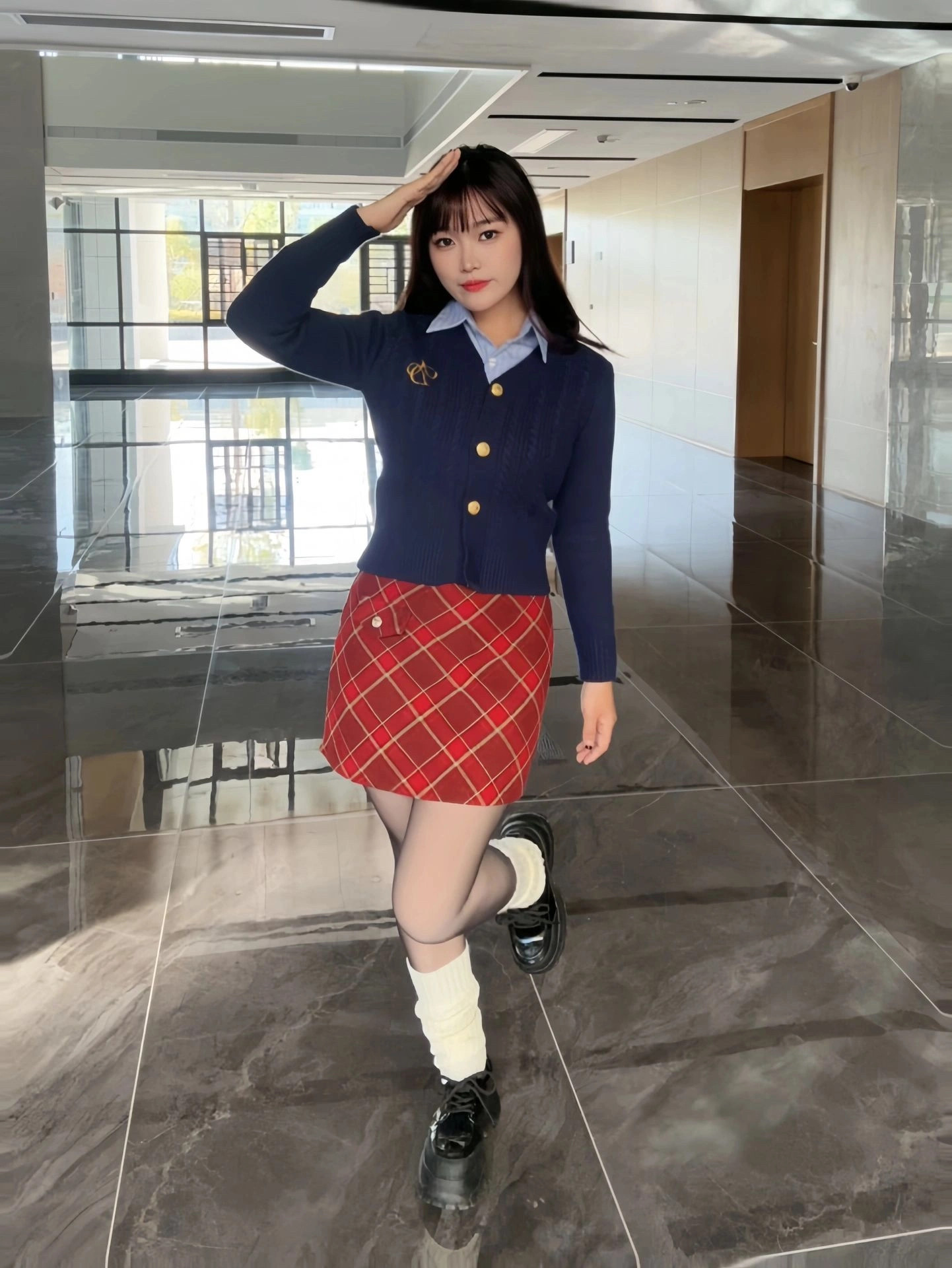 小野和子冬季黑丝光腿神器 加绒双层设计保暖不臃肿 替换装方便实用