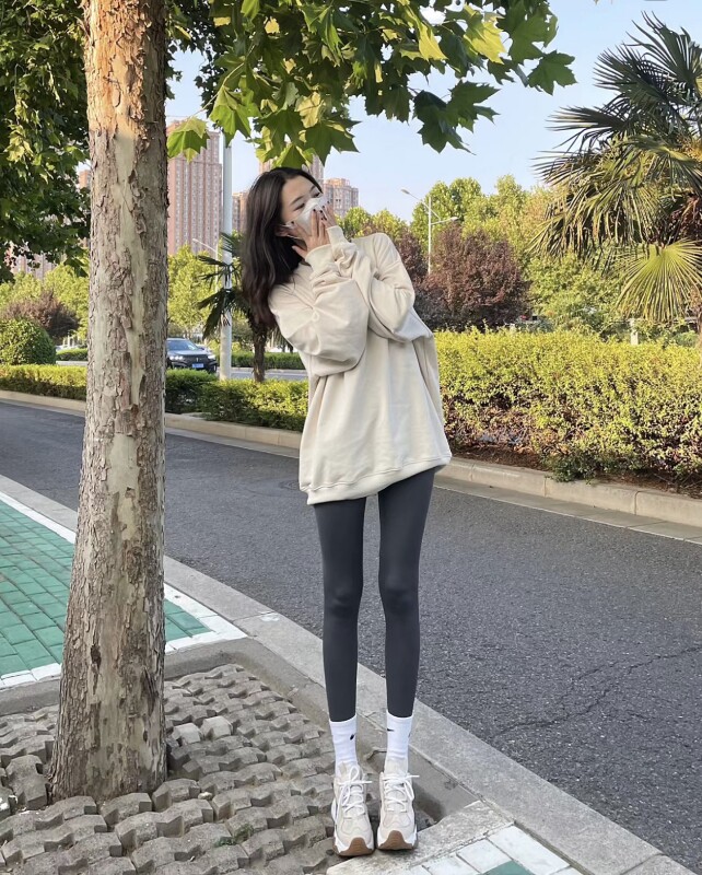 小野和子春季鲨鱼裤 薄款塑形收腹提臀 瑜伽外穿两相宜 高腰设计拉长比例