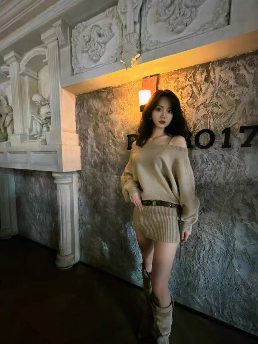 骄屿女鞋真皮尖头细跟显瘦长靴：堆堆褶皱的又甜又飒美学