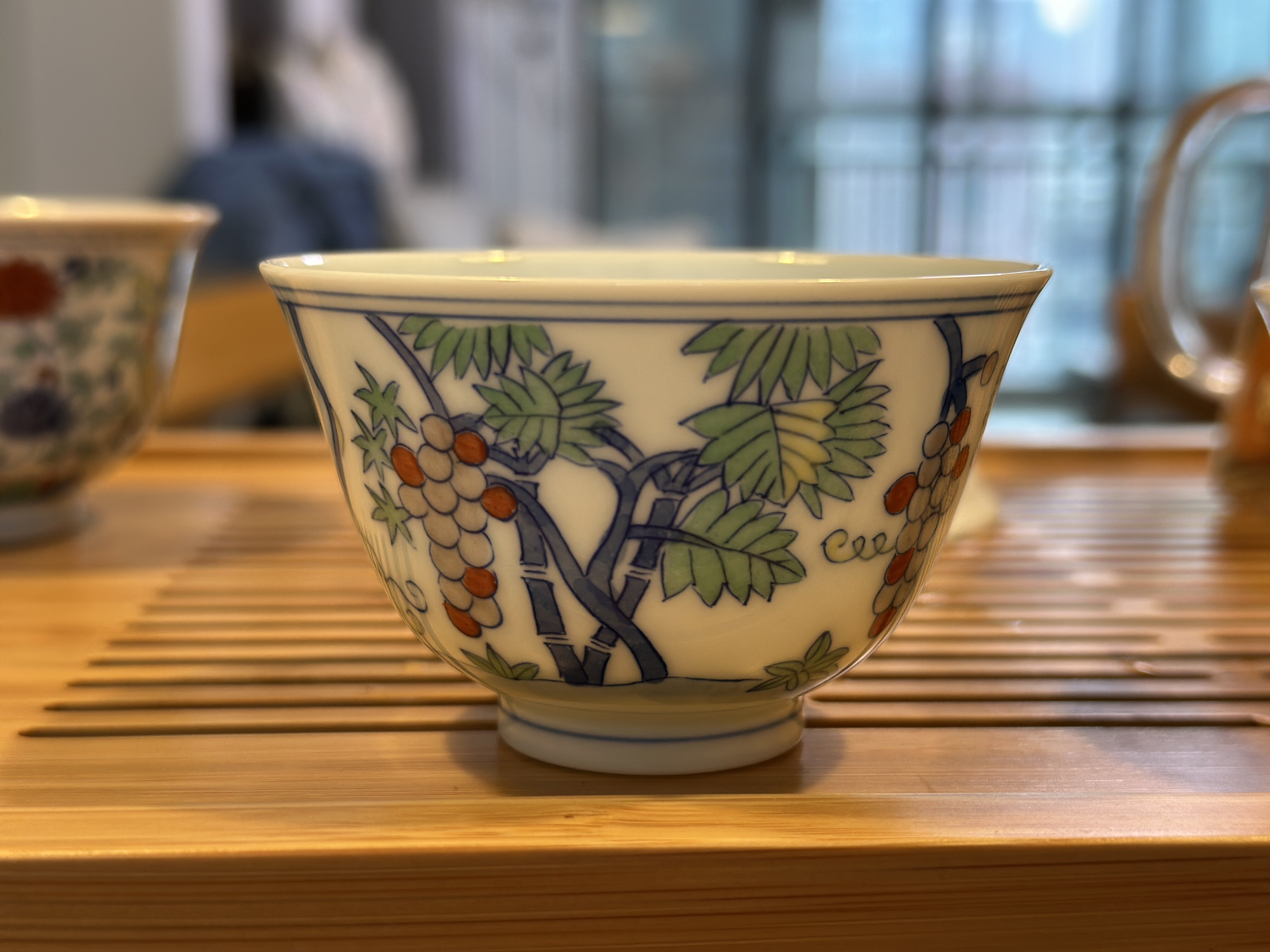 大明成化鬥彩葡萄紋杯景德鎮手工瓷杯仿古皇帝酒杯-Taobao-Tmall