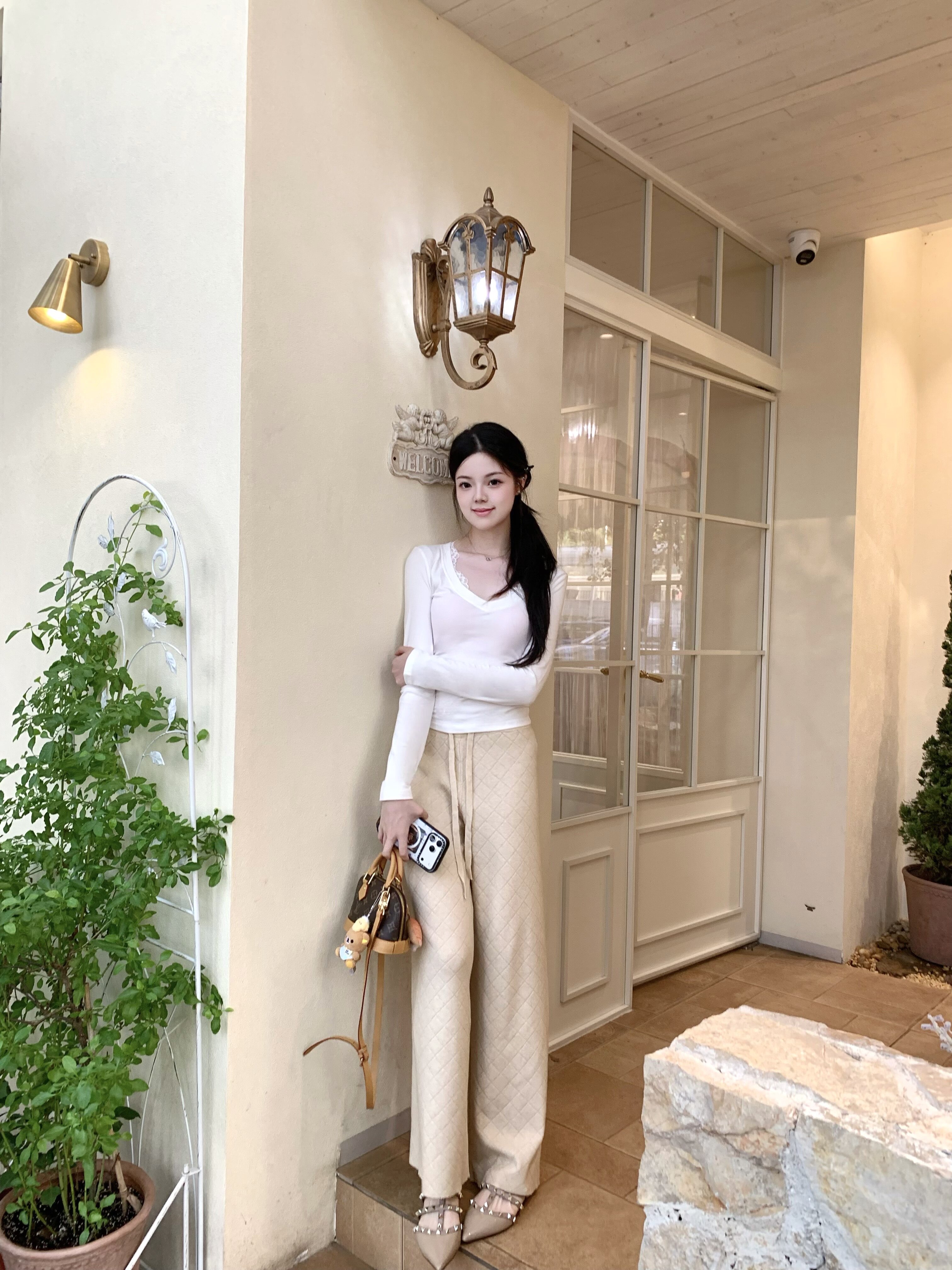 Kikimy「入春裤王」重磅机织格纹针织裤：高腰垂感的百搭显瘦美学