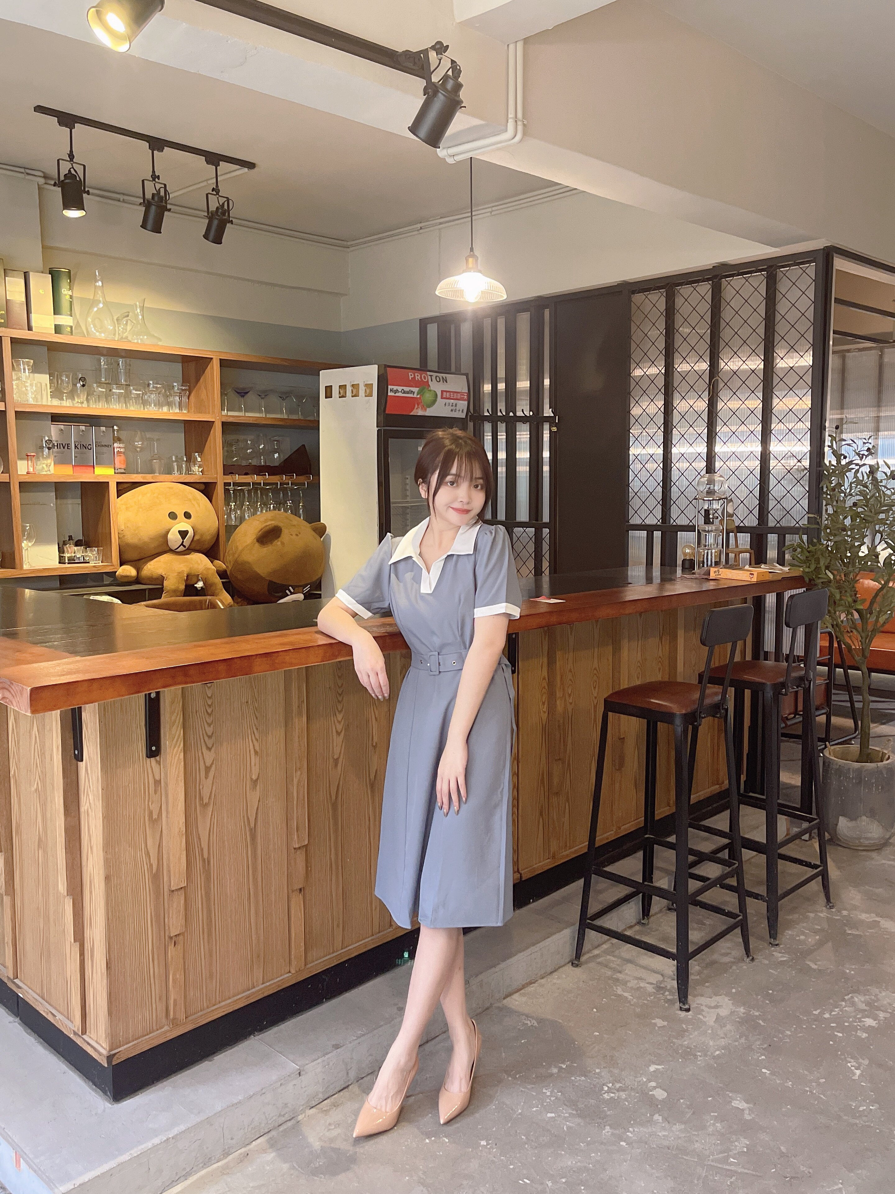 达芙妮夏季法式裸色高跟鞋 尖头细跟拉长比例 婚鞋通勤两相宜 气质百搭