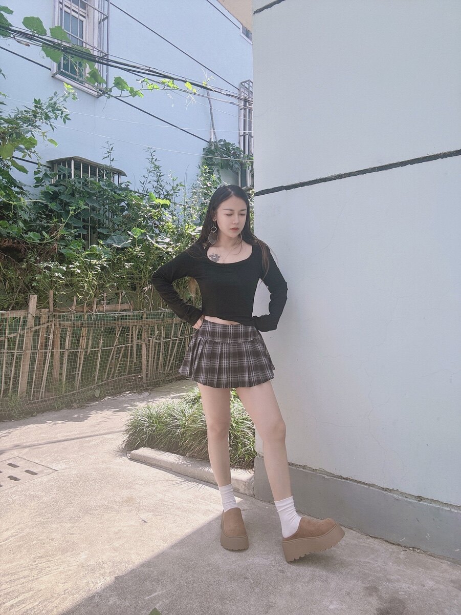 cvrv勃肯包头半拖鞋：7.5cm松糕底的春日慵懒显高美学