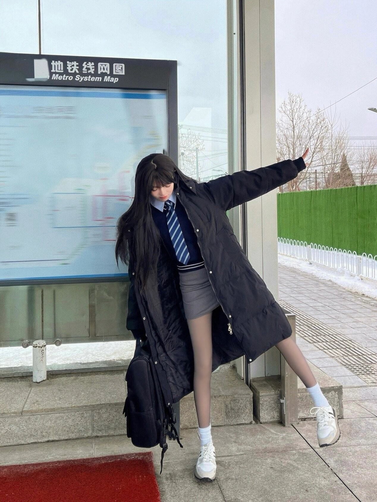 小野和子冬季黑丝光腿神器 加绒双层设计保暖不臃肿 替换装方便实用