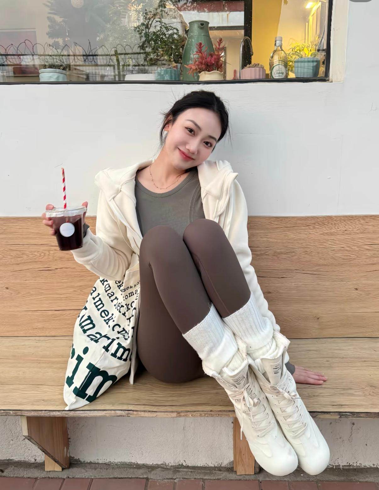 小野和子春季鲨鱼裤 薄款塑形收腹提臀 瑜伽外穿两相宜 高腰设计拉长比例