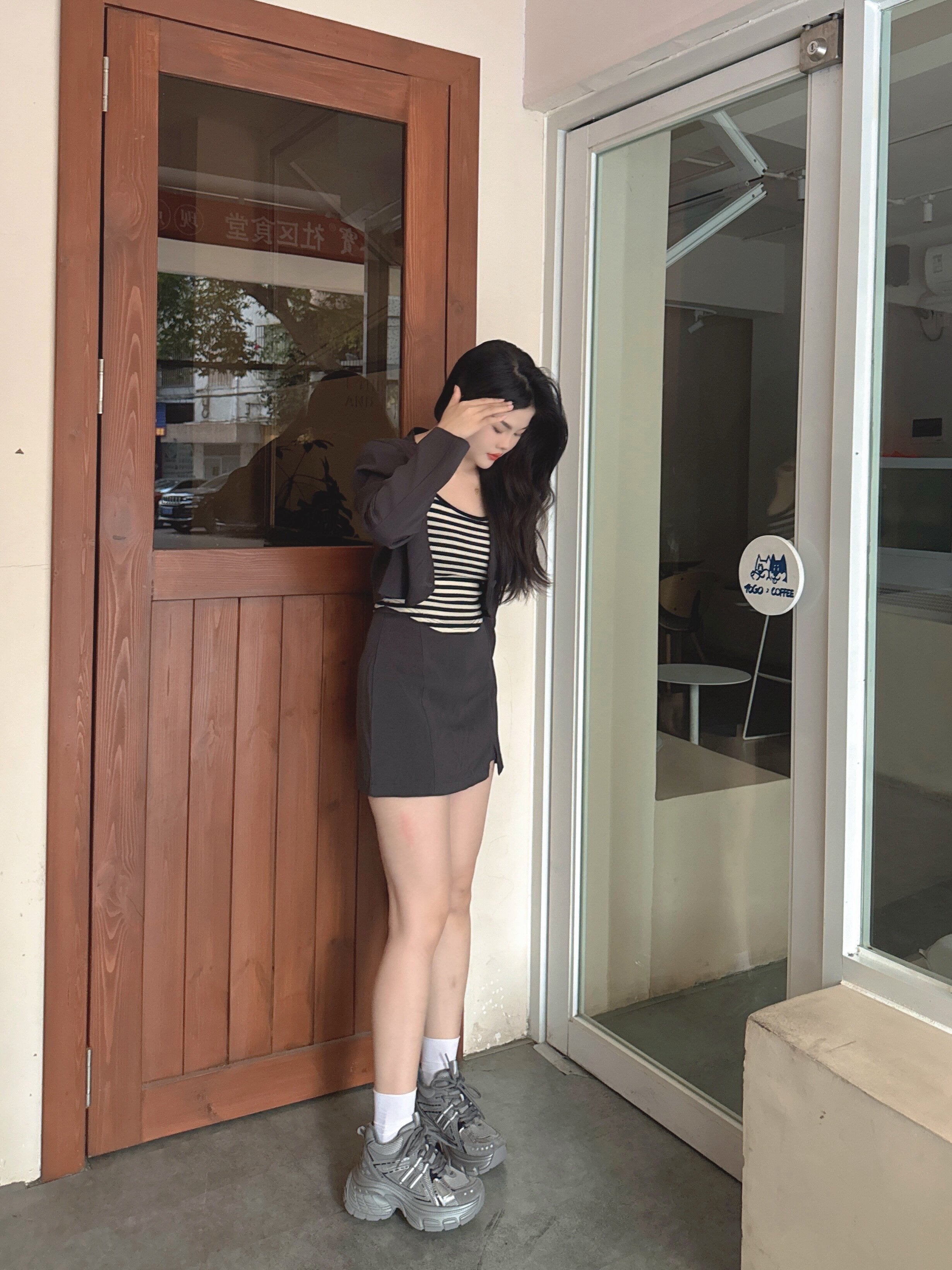 张凌赫同款百丽蓝鲸老爹鞋 灰色网面透气舒适 厚底增高拉长比例