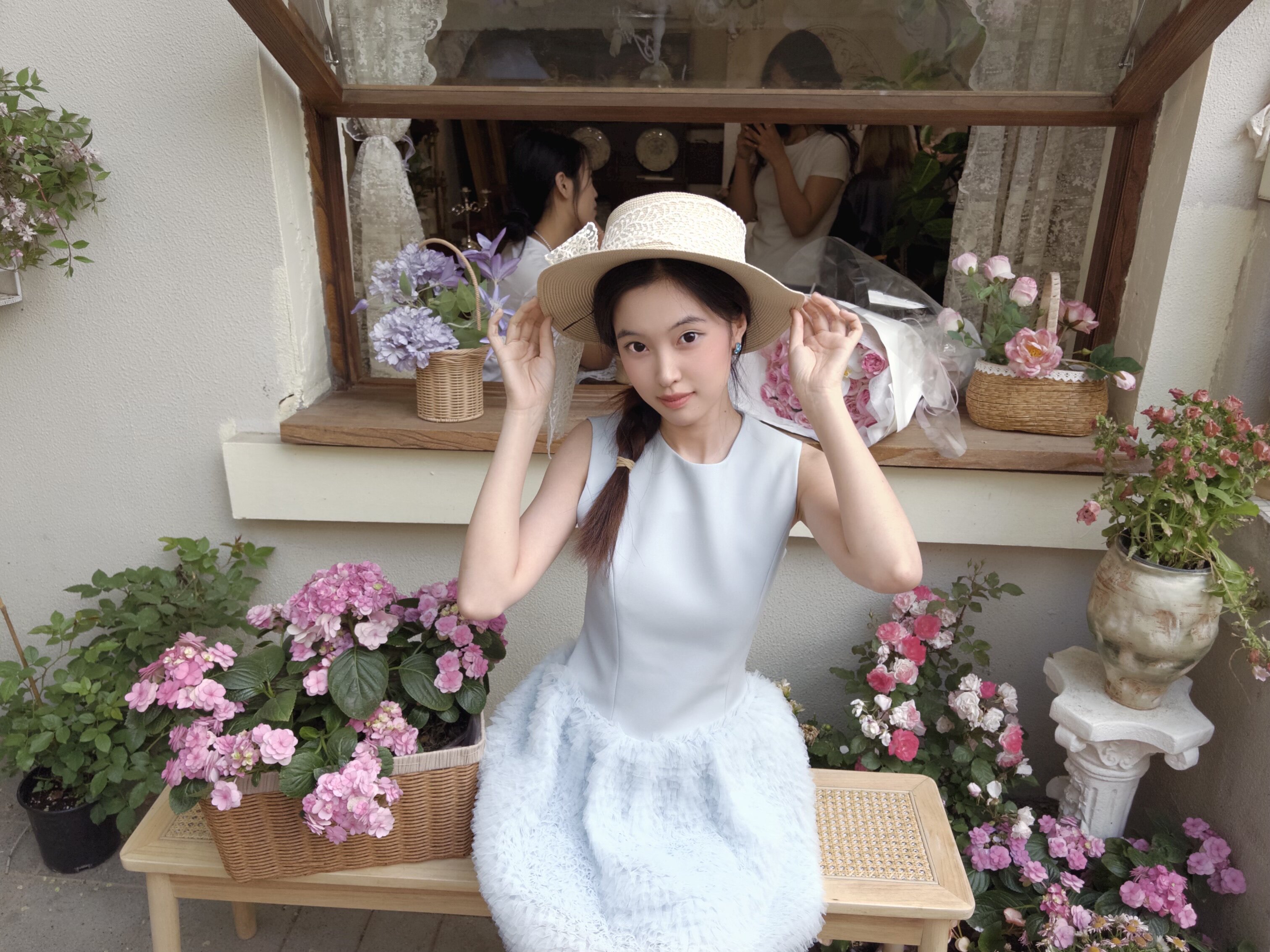 avenement气质网纱蛋糕裙 蓝色蓬蓬短裙设计 生日礼服或日常出街都吸睛