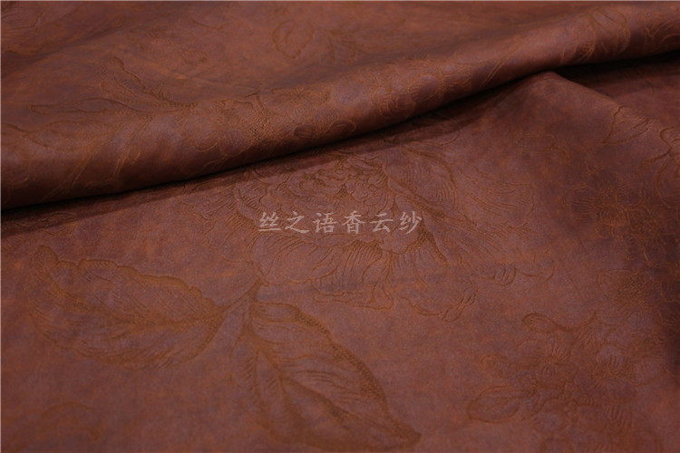 (Rosewood red cloud yarn ● large-leaf peony) solid color wide width silk jacquard through the hole Luo Xiang yun yarn fabric old material