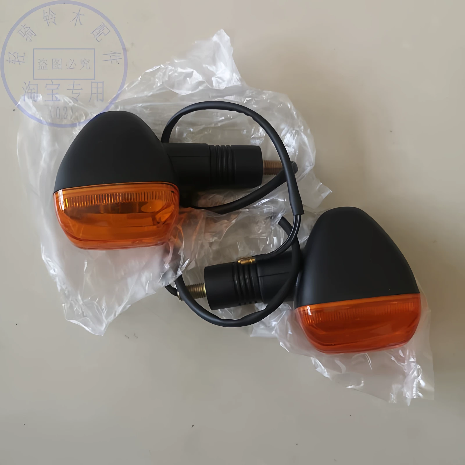 Подходящий для мотоцикла Suzuki Junwei GSX125, передний поворотный свет Direction light QS125-3ABCEFGHKL поворотный индикатор света