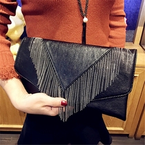 Tide brand leather clutch bag womens large capacity 2021 new all-match tassel clutch bag one shoulder Messenger bag envelope bag