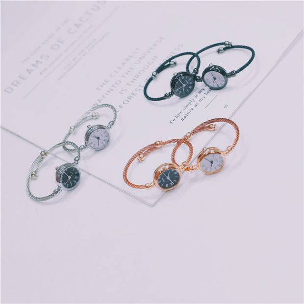 Gió lạnh in vòng tay gió retro cô gái phiên bản Hàn Quốc của cô sinh viên đơn giản Sen Sở hữu chiếc vòng tay hoang dã đơn giản vòng tay đá