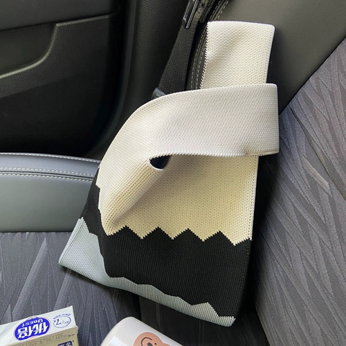 Брендовый трендовый жилет, трикотажная сумка через плечо, в корейском стиле, популярно в интернете