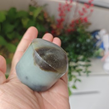 Xinjiang blue and white jade seed material bracelet core brand material finger material seal bead pendant jade fine and moist leather genuine seed