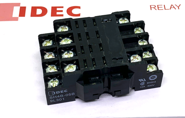 ISDC and spring SH4B-05B relay base 14 pin wide foot RH4B-ul relay socket 14 hole Socket A